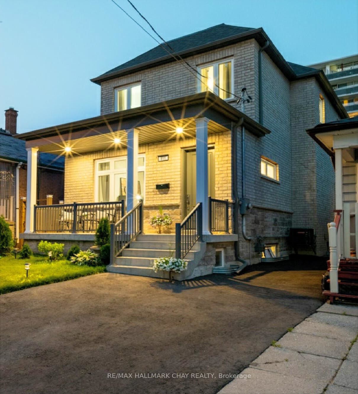 611 Northcliffe Boulevard Property Photo 1