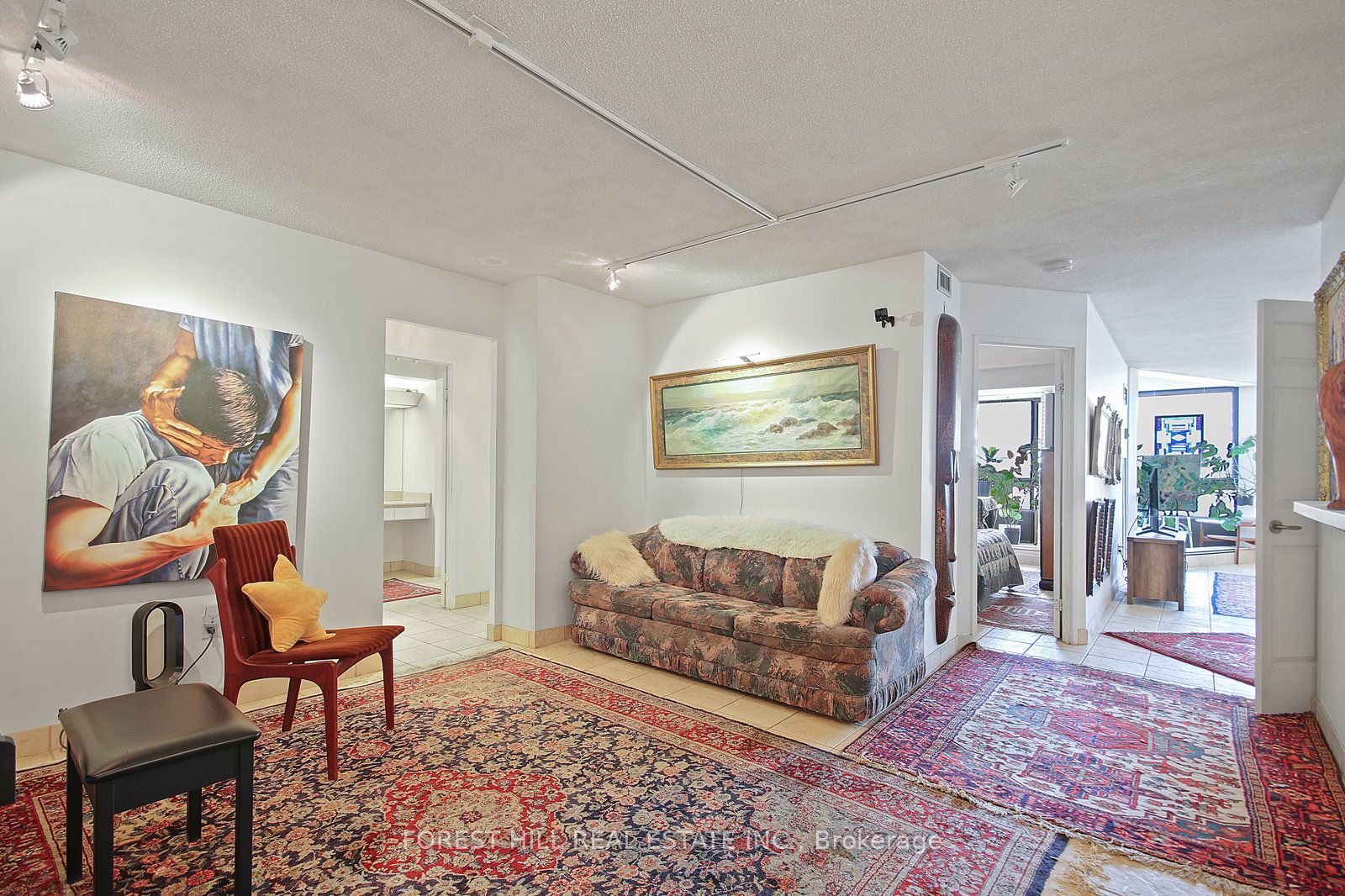 130 Carlton Street 1101 Property Photo 5