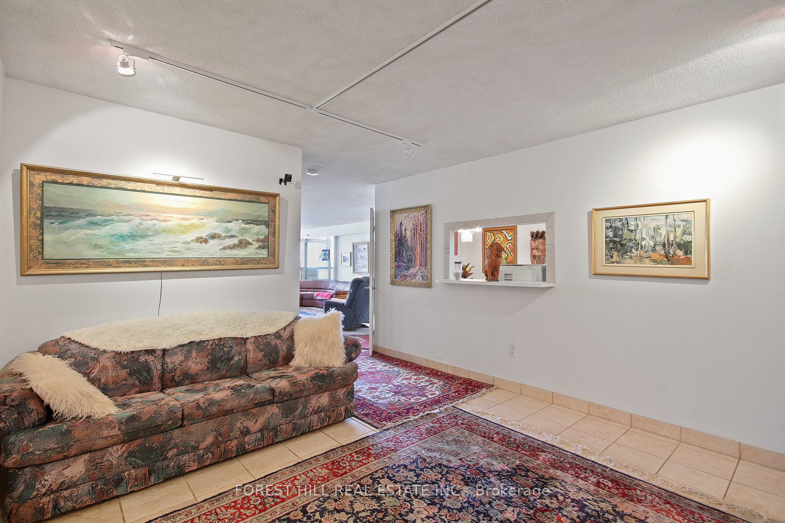 130 Carlton Street 1101 Property Photo 6