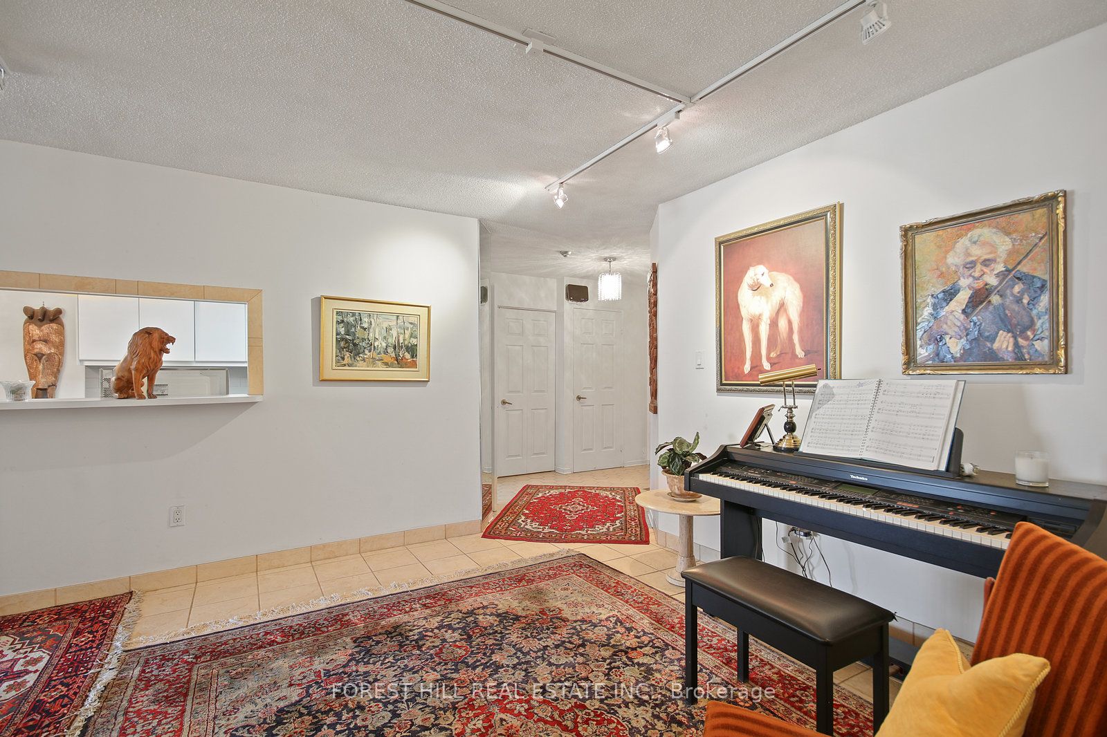 130 Carlton Street 1101 Property Photo 7