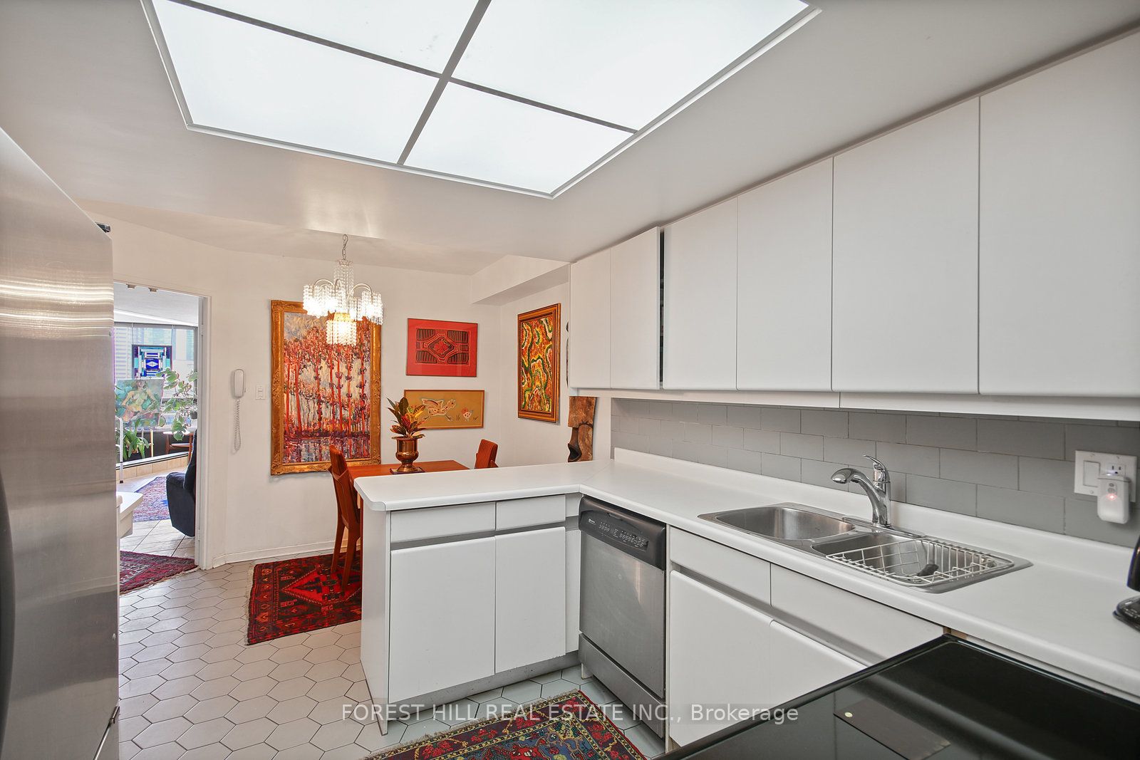 130 Carlton Street 1101 Property Photo 11