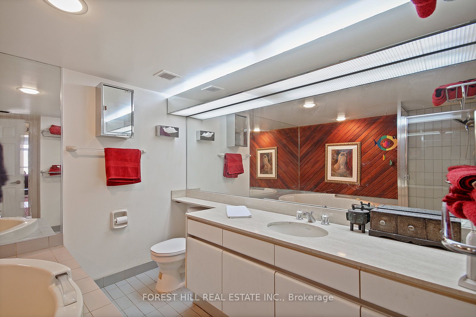 130 Carlton Street 1101 Property Photo 25