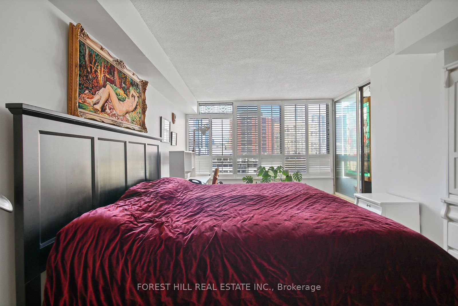 130 Carlton Street 1101 Property Photo 27