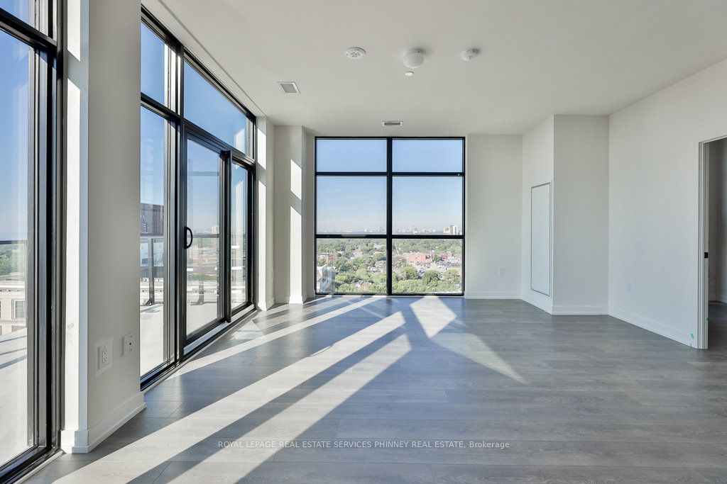 181 Sterling Road Ph04 Property Photo 8