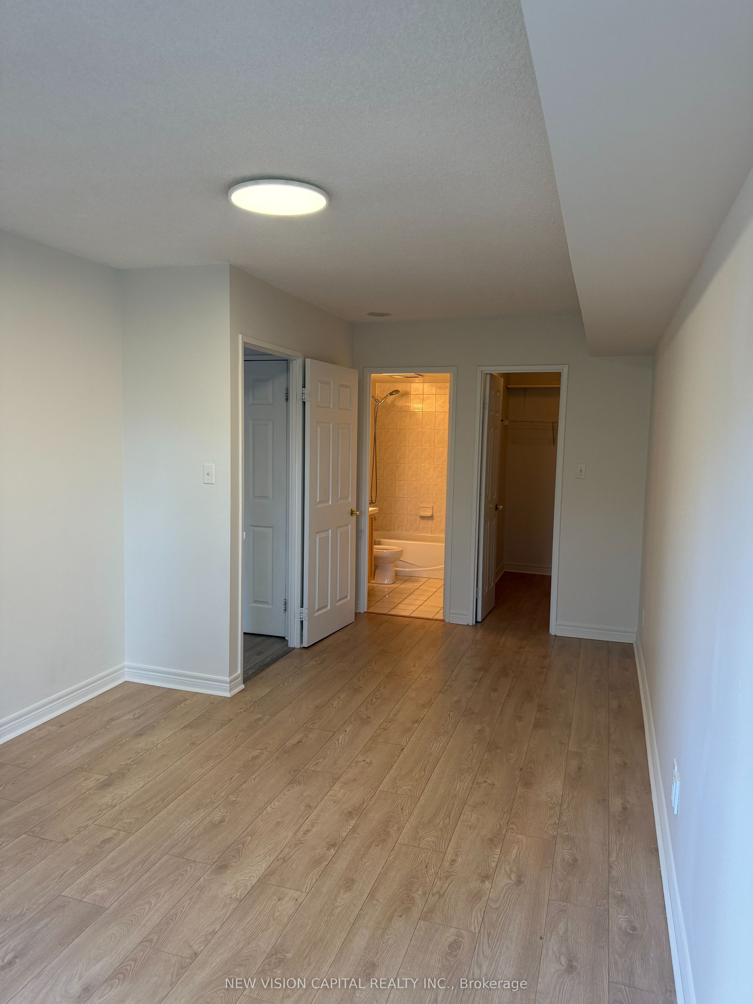 28 Empress Avenue 516 Property Photo 8