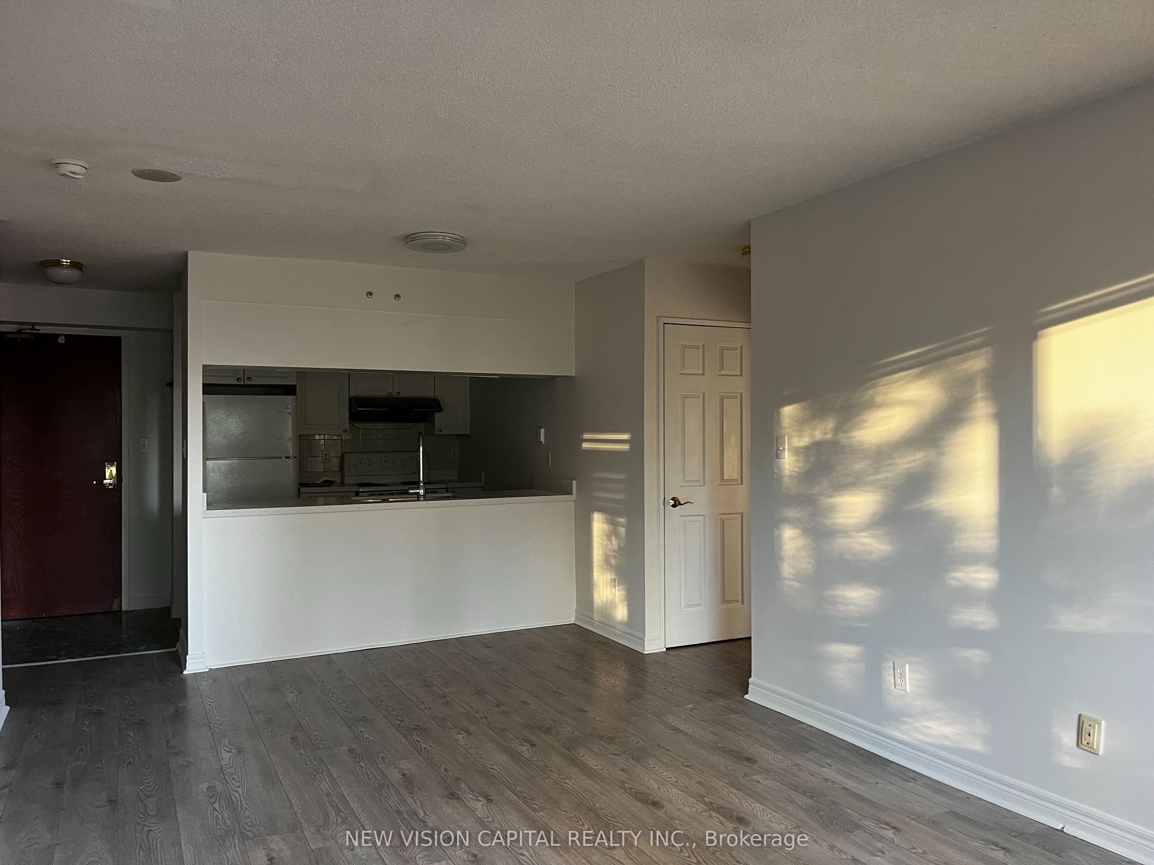 28 Empress Avenue 516 Property Photo 9