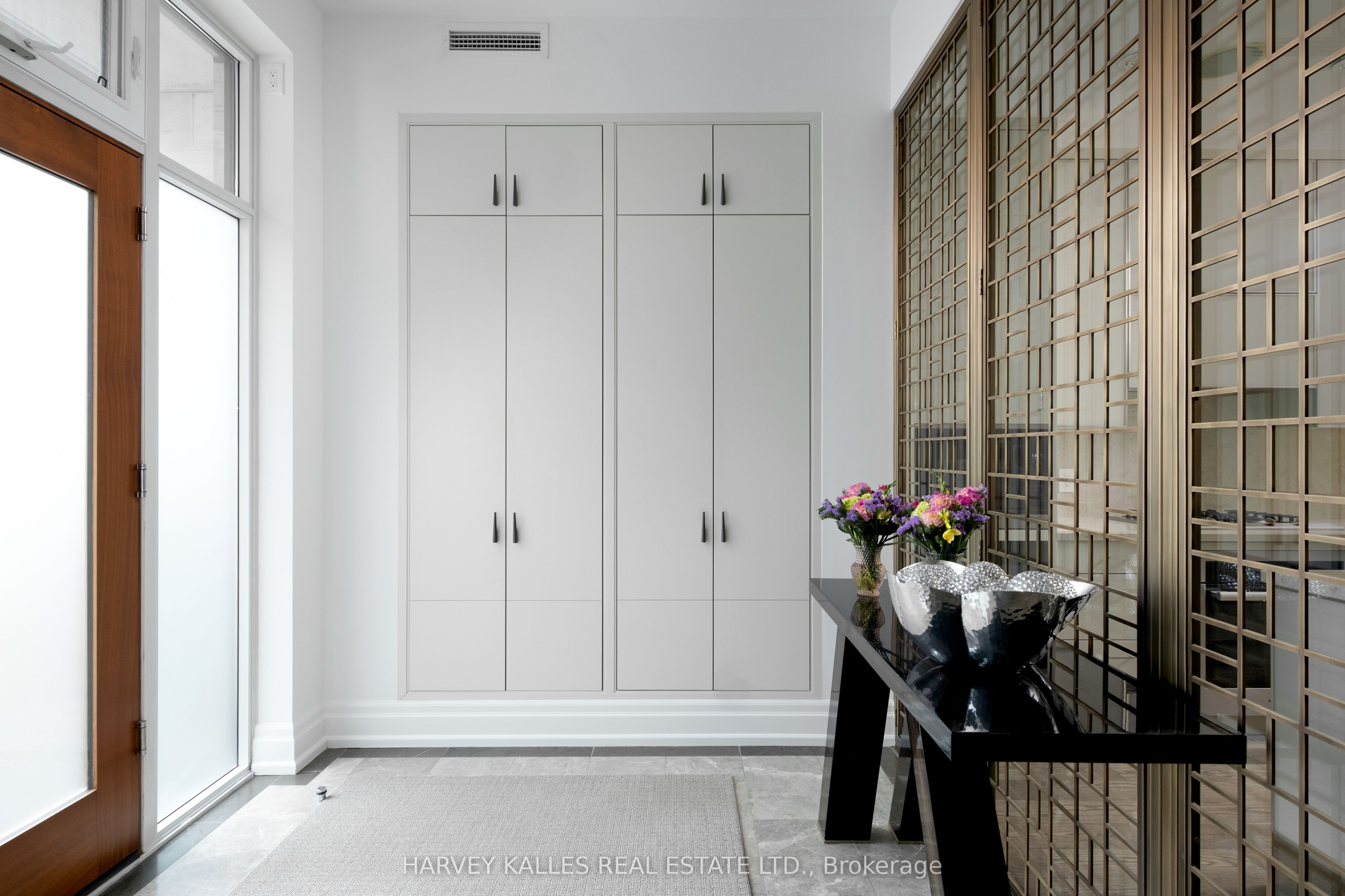 127 Pears Avenue Property Photo 1