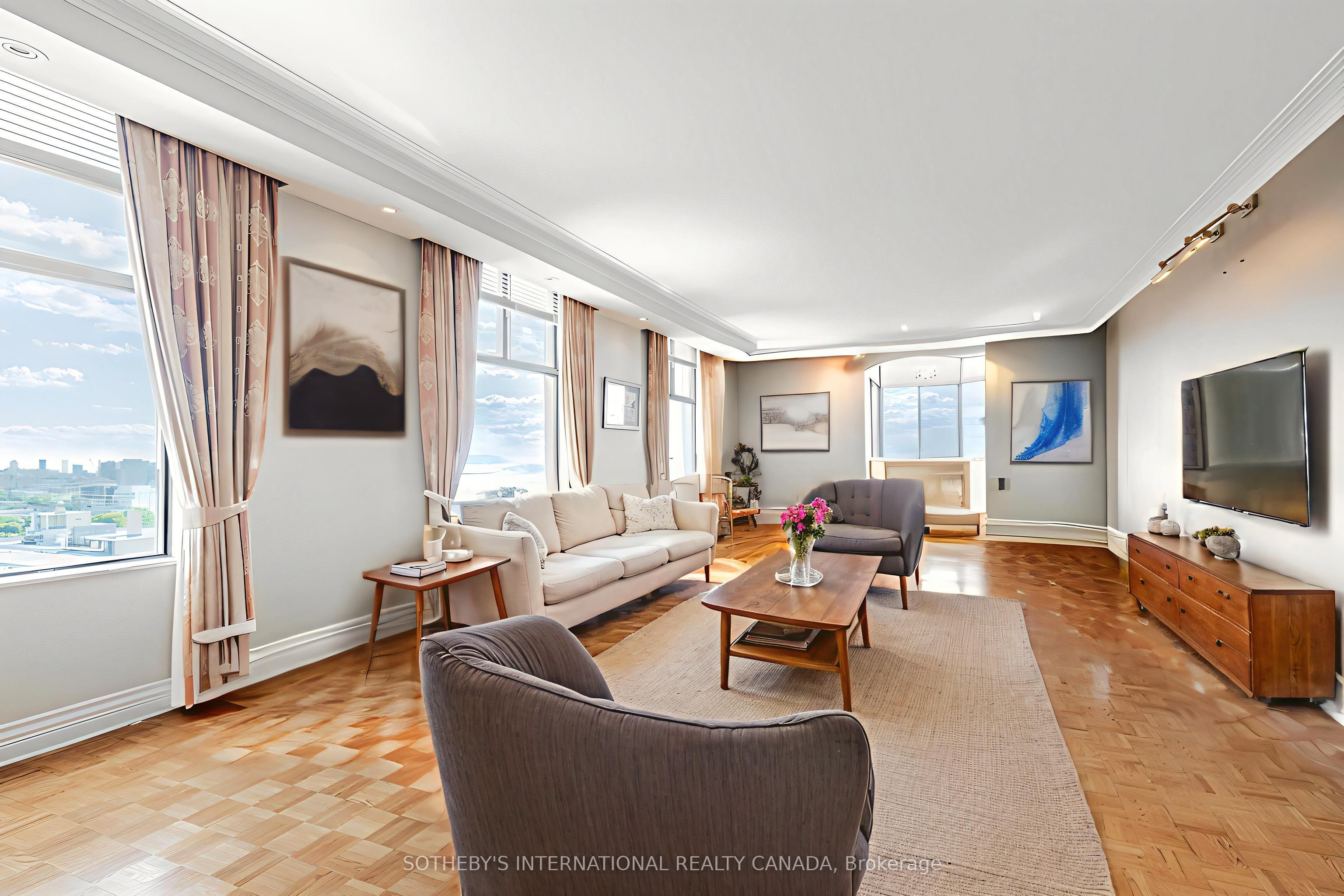 423 Avenue Road 13 Property Photo 4