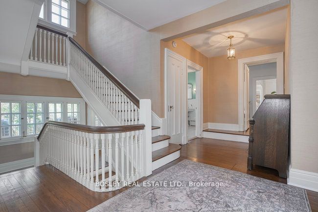 40 Castle Frank Crescent Property Photo 31