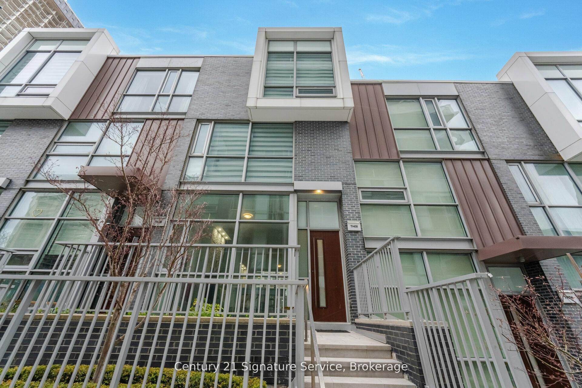 101 Erskine Avenue TH05 Property Photo 1