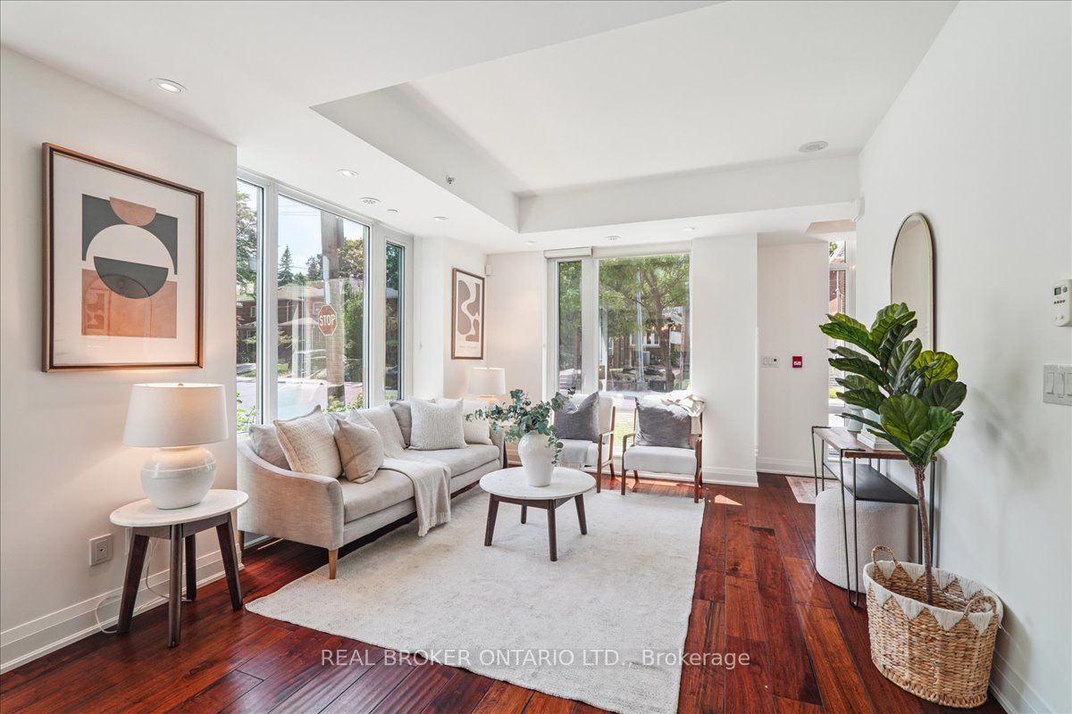 191 Duplex Avenue 105 Property Photo 1