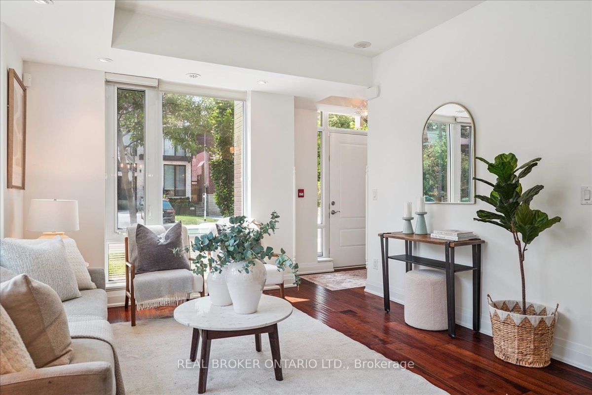 191 Duplex Avenue 105 Property Photo 7