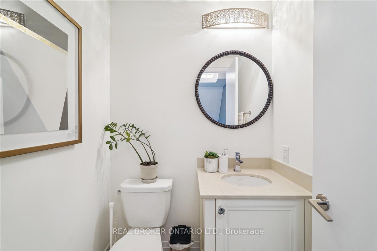 191 Duplex Avenue 105 Property Photo 16