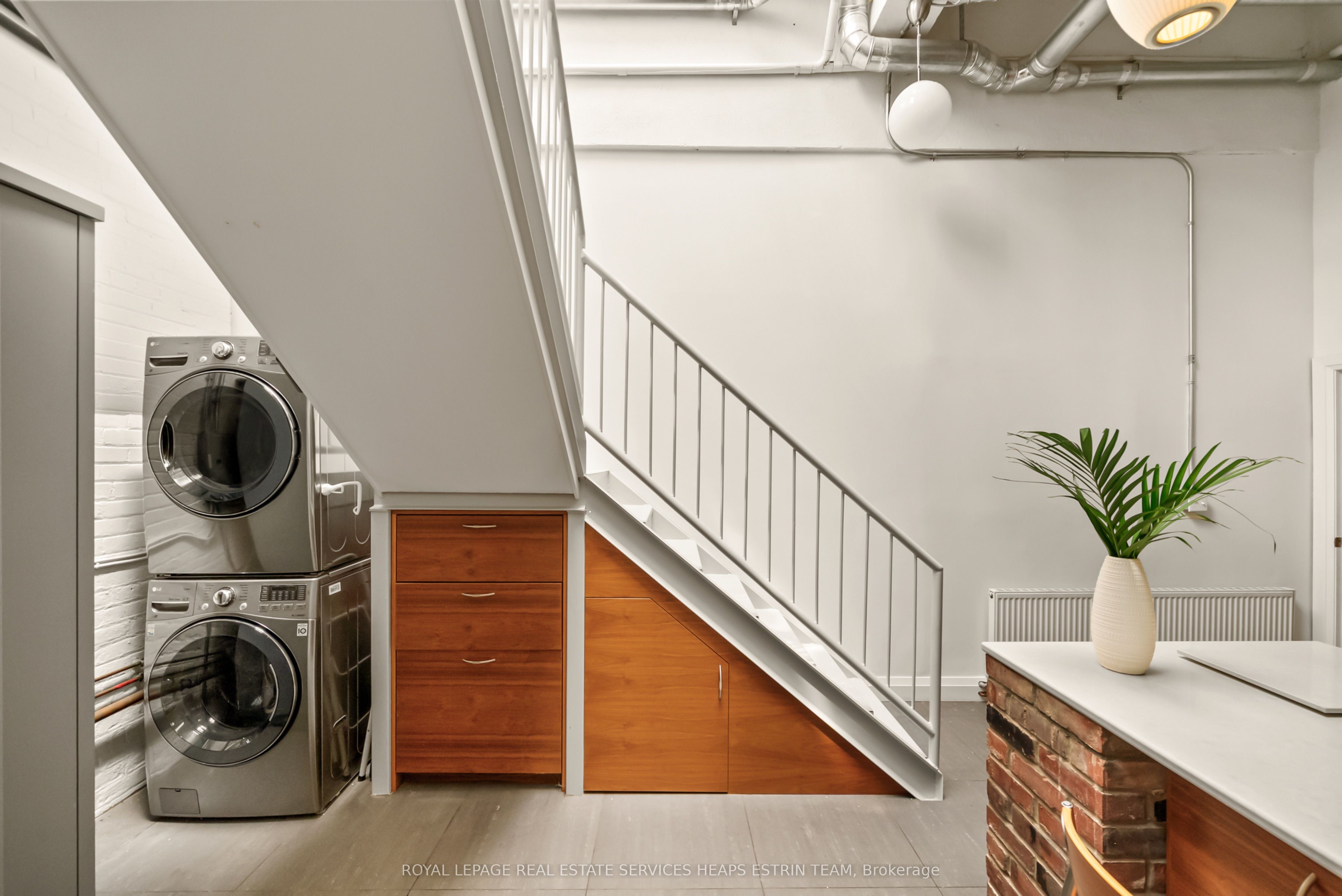 264 Seaton Street 205 Property Photo 13