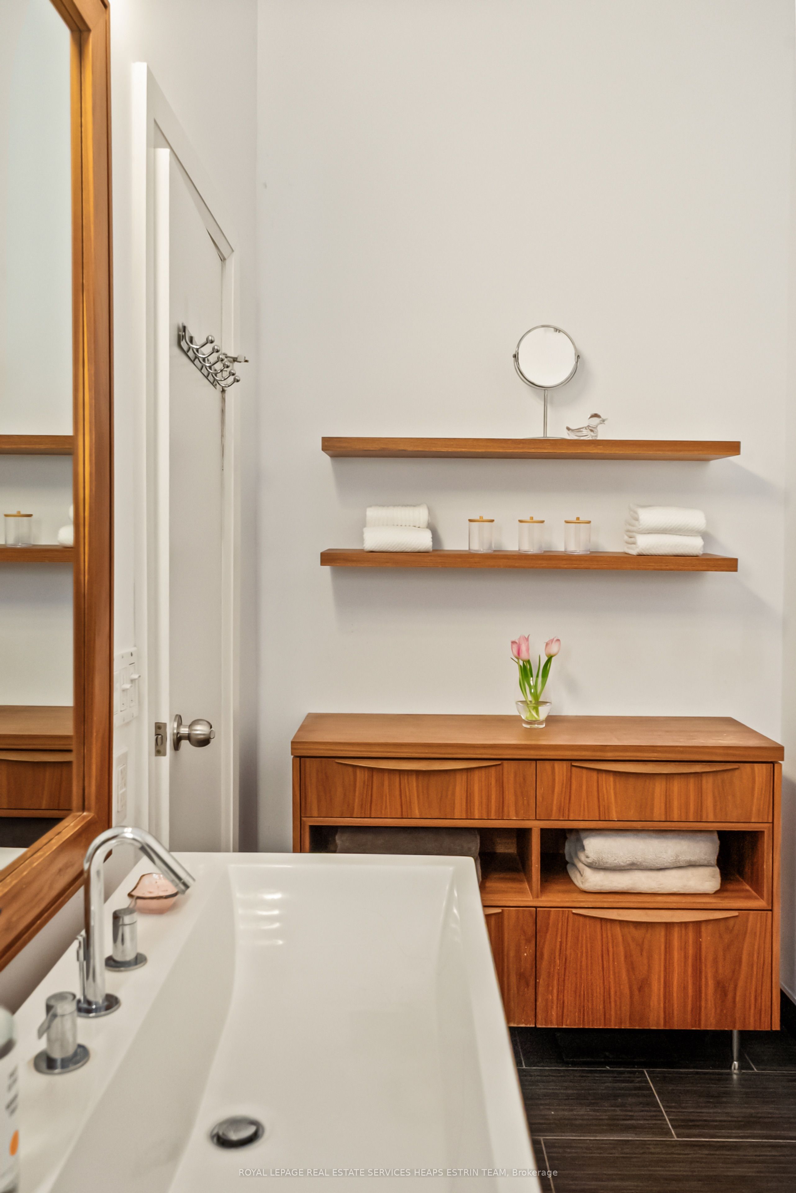 264 Seaton Street 205 Property Photo 30