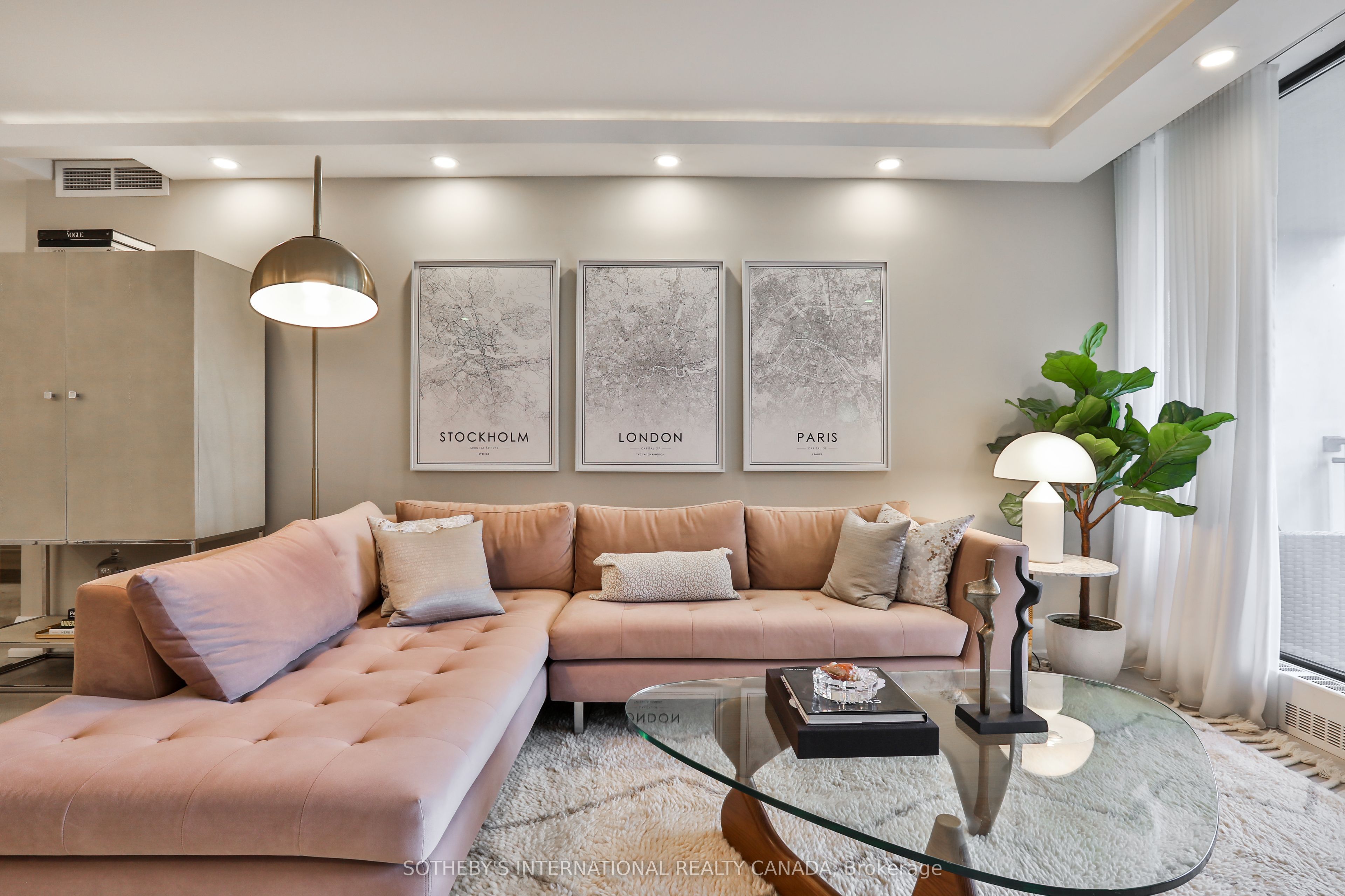 235 St Clair Avenue W 301 Property Photo 12