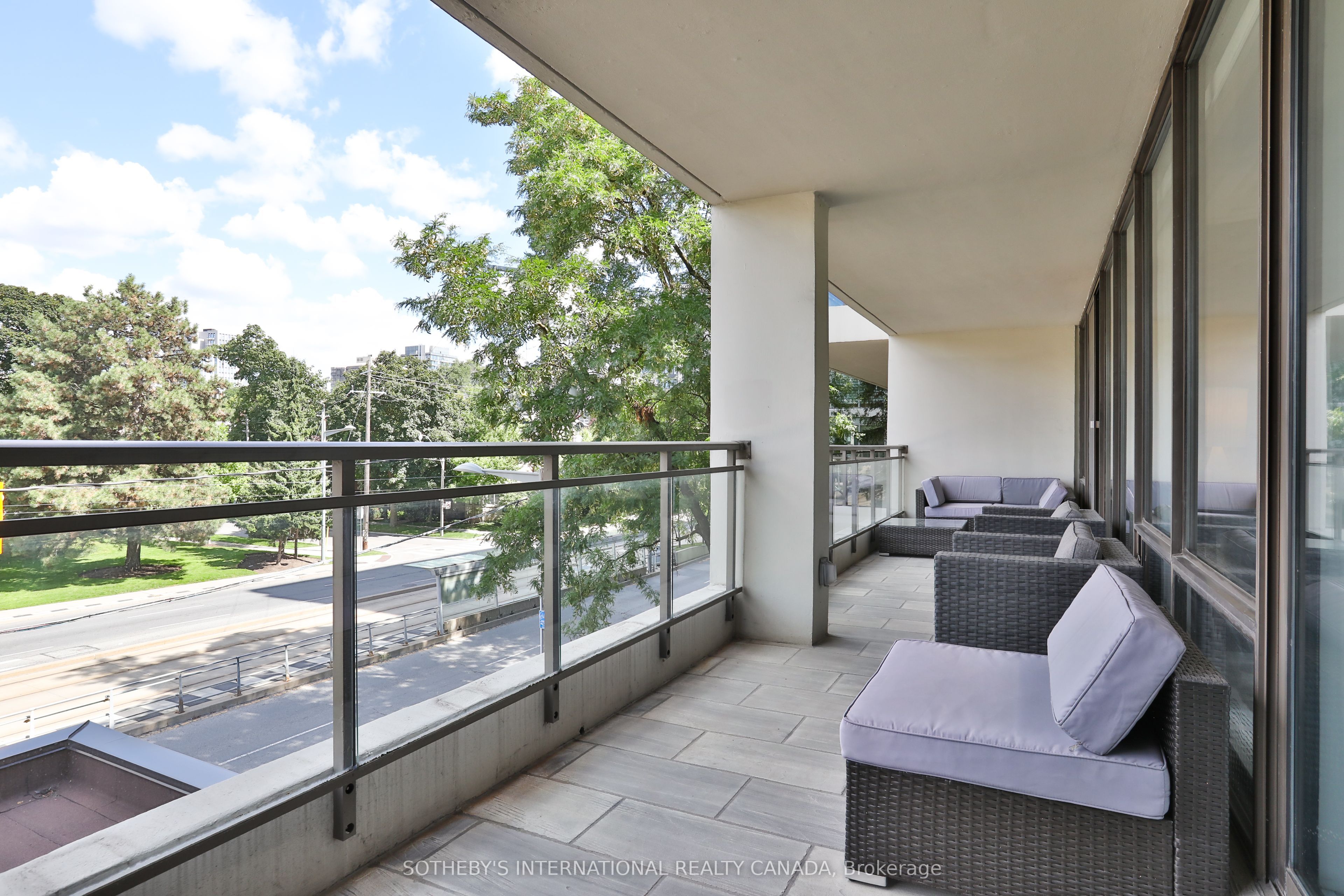 235 St Clair Avenue W 301 Property Photo 36