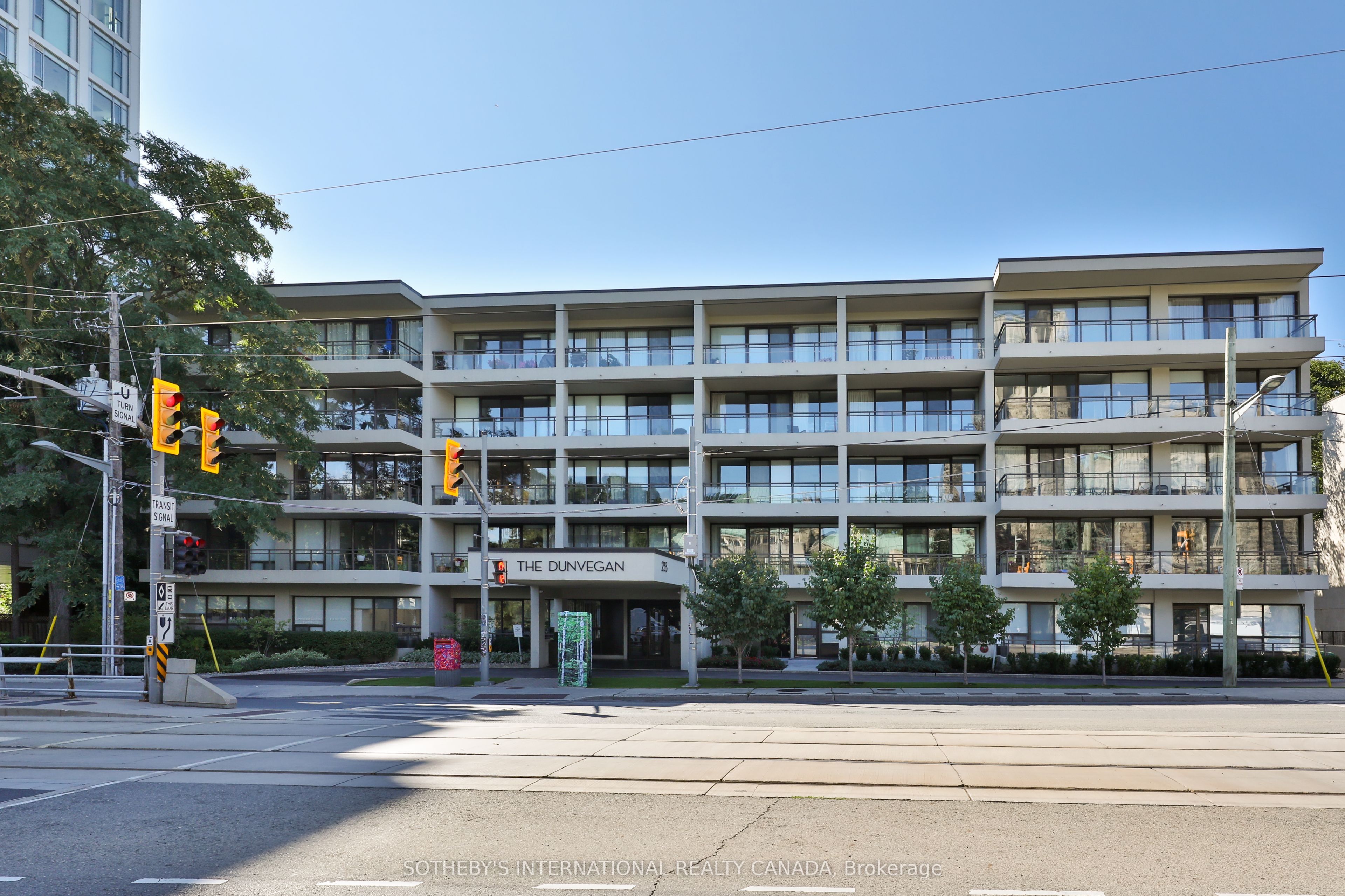 235 St Clair Avenue W 301 Property Photo 39