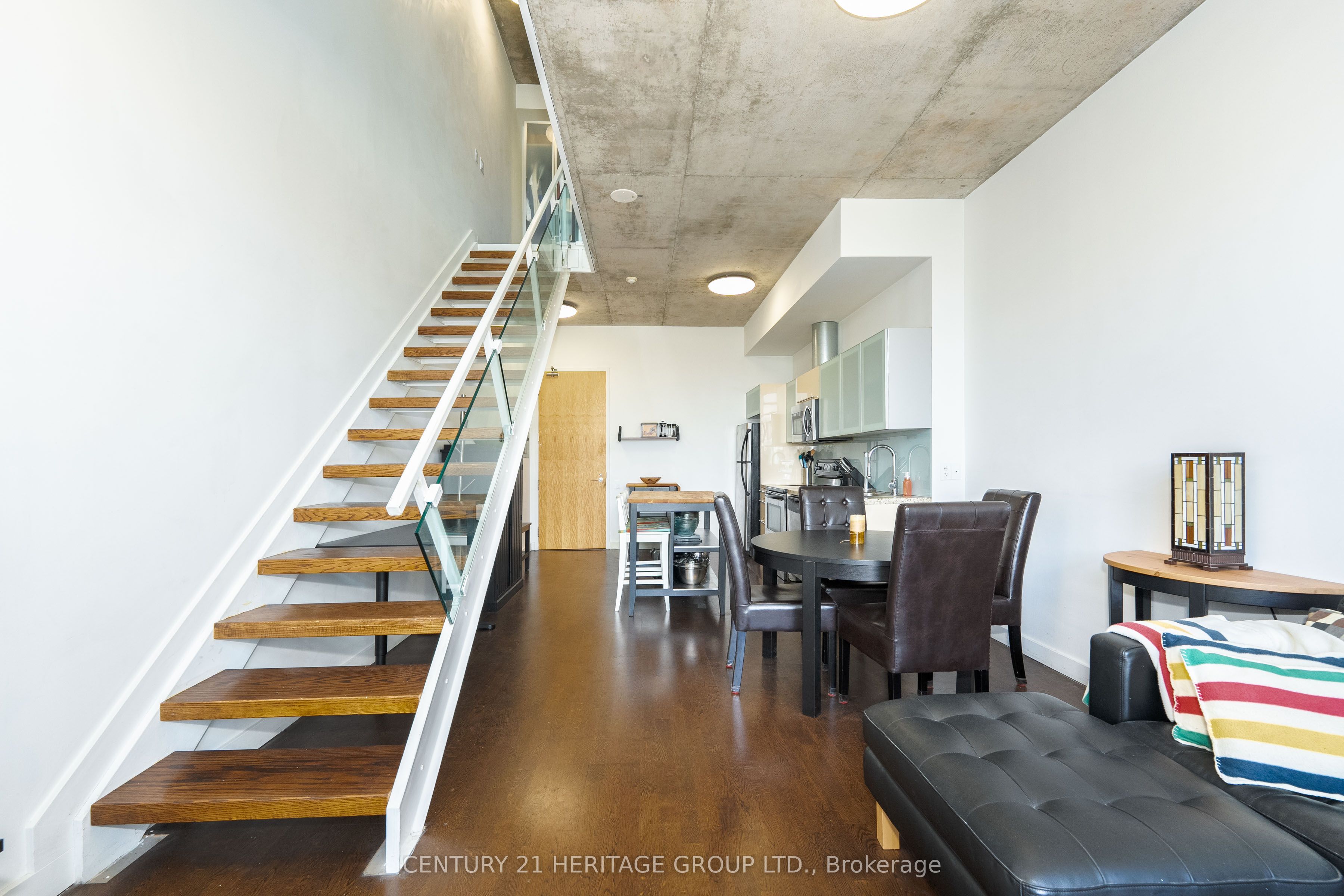 33 Mill Street 607 Property Photo 10