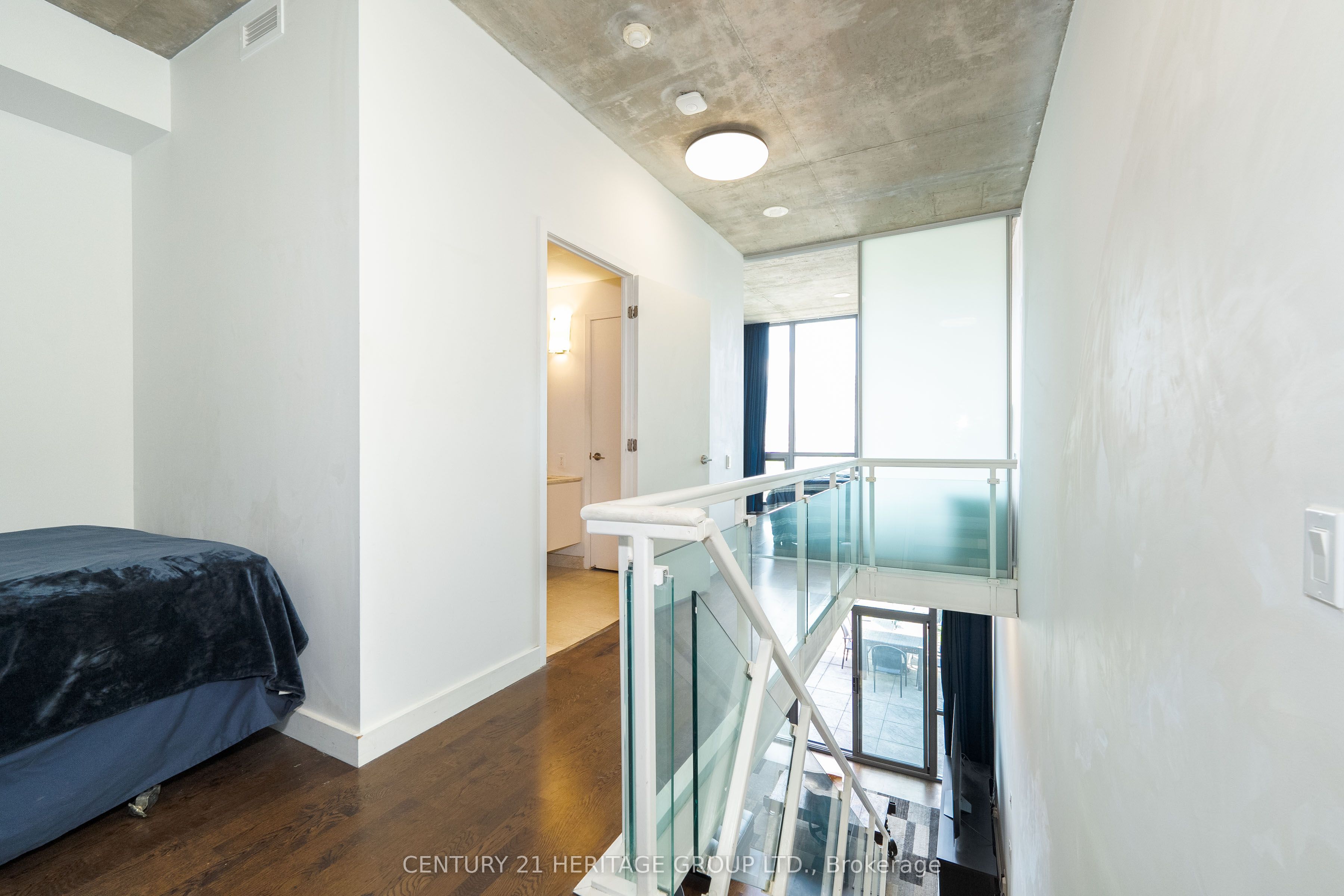 33 Mill Street 607 Property Photo 19