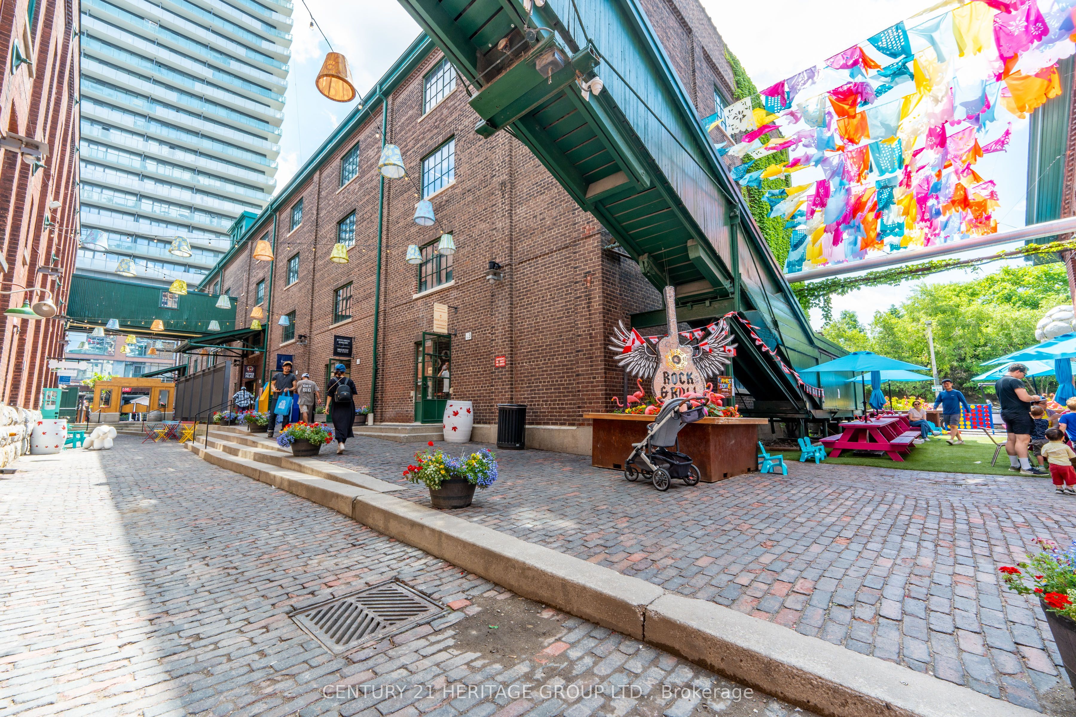 33 Mill Street 607 Property Photo 38