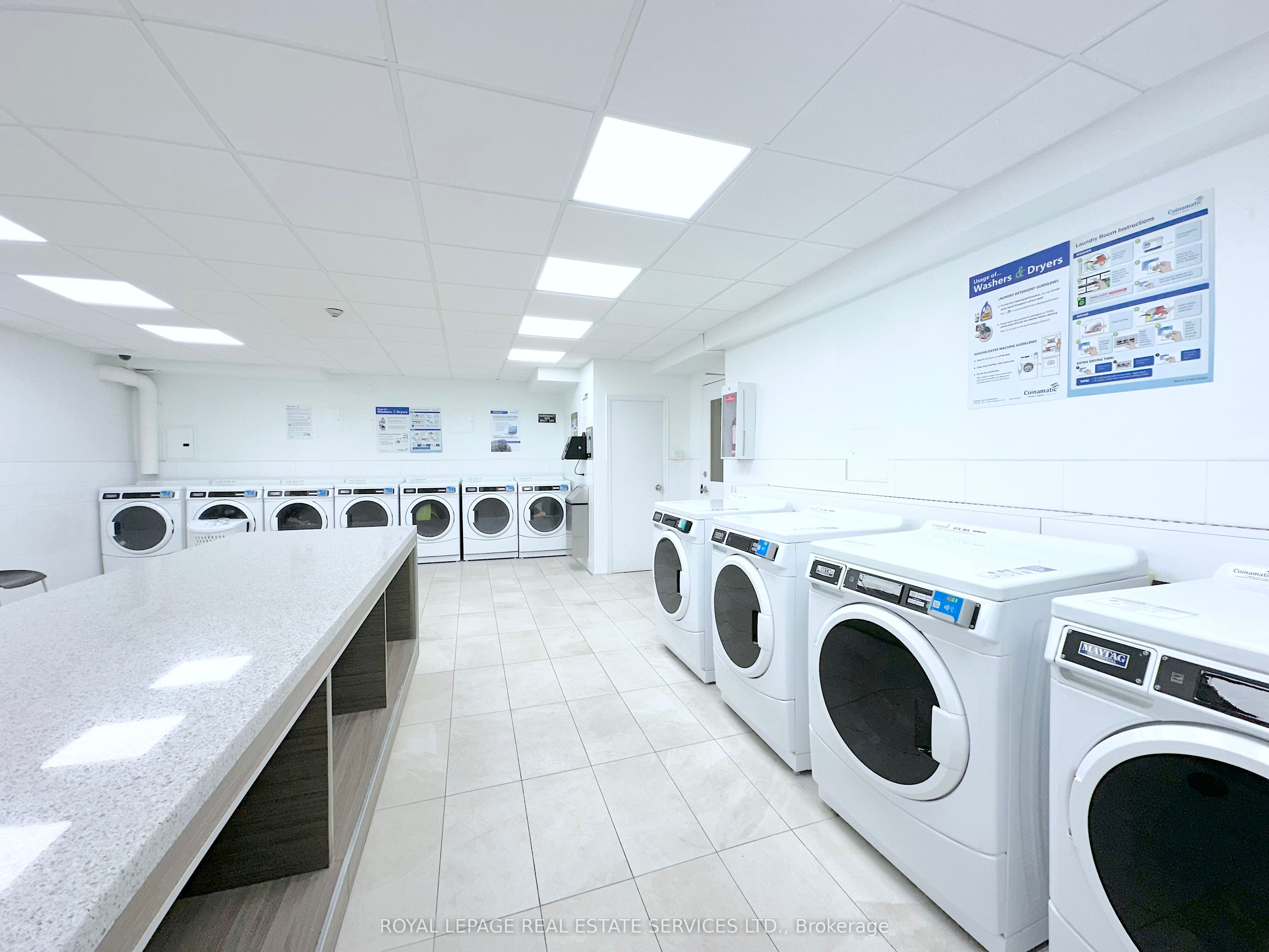 12 Rockford Road 210 Property Photo 11