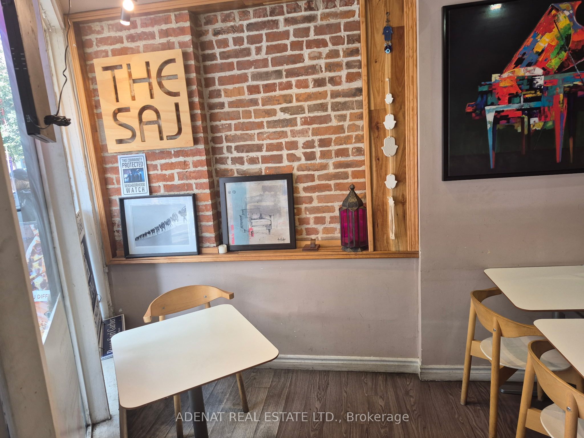 975 Bloor Street W Property Photo 7