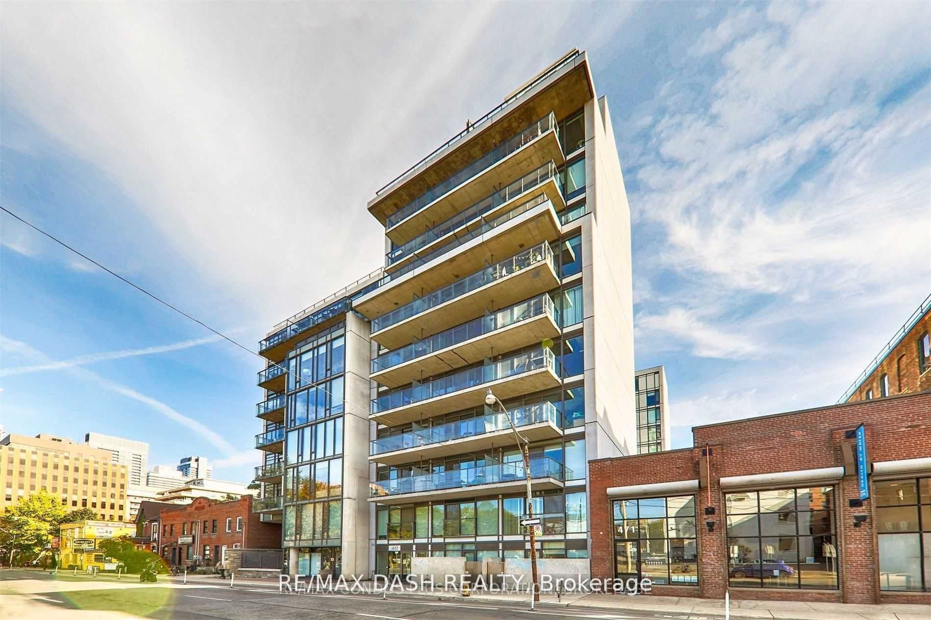 560 King Street W 523 Property Photo 1