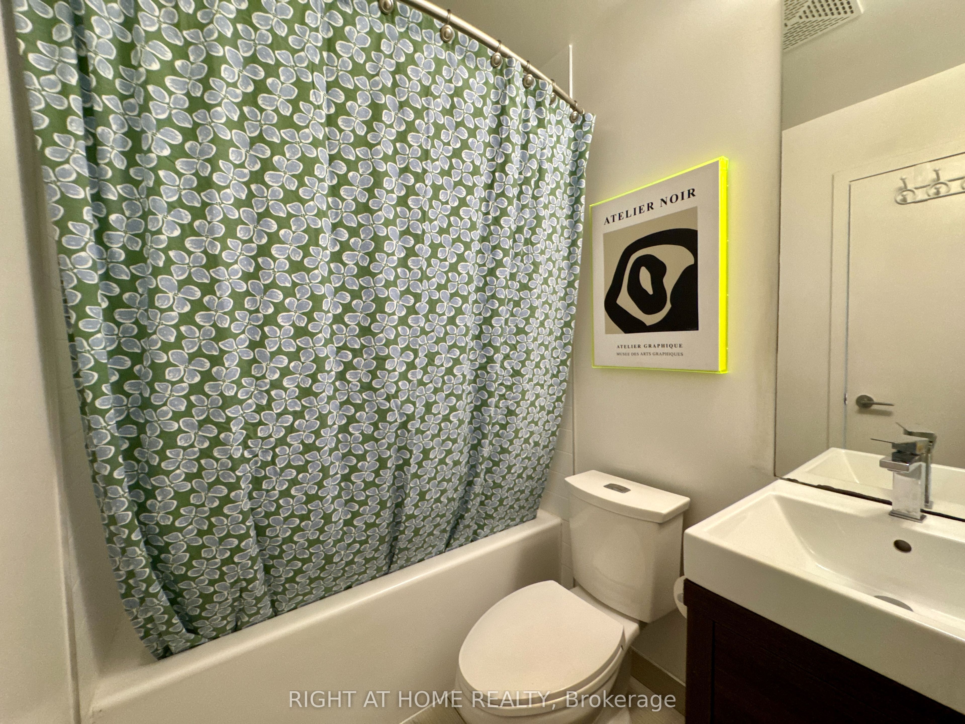 70 Forest Manor Road 2109 Property Photo 23