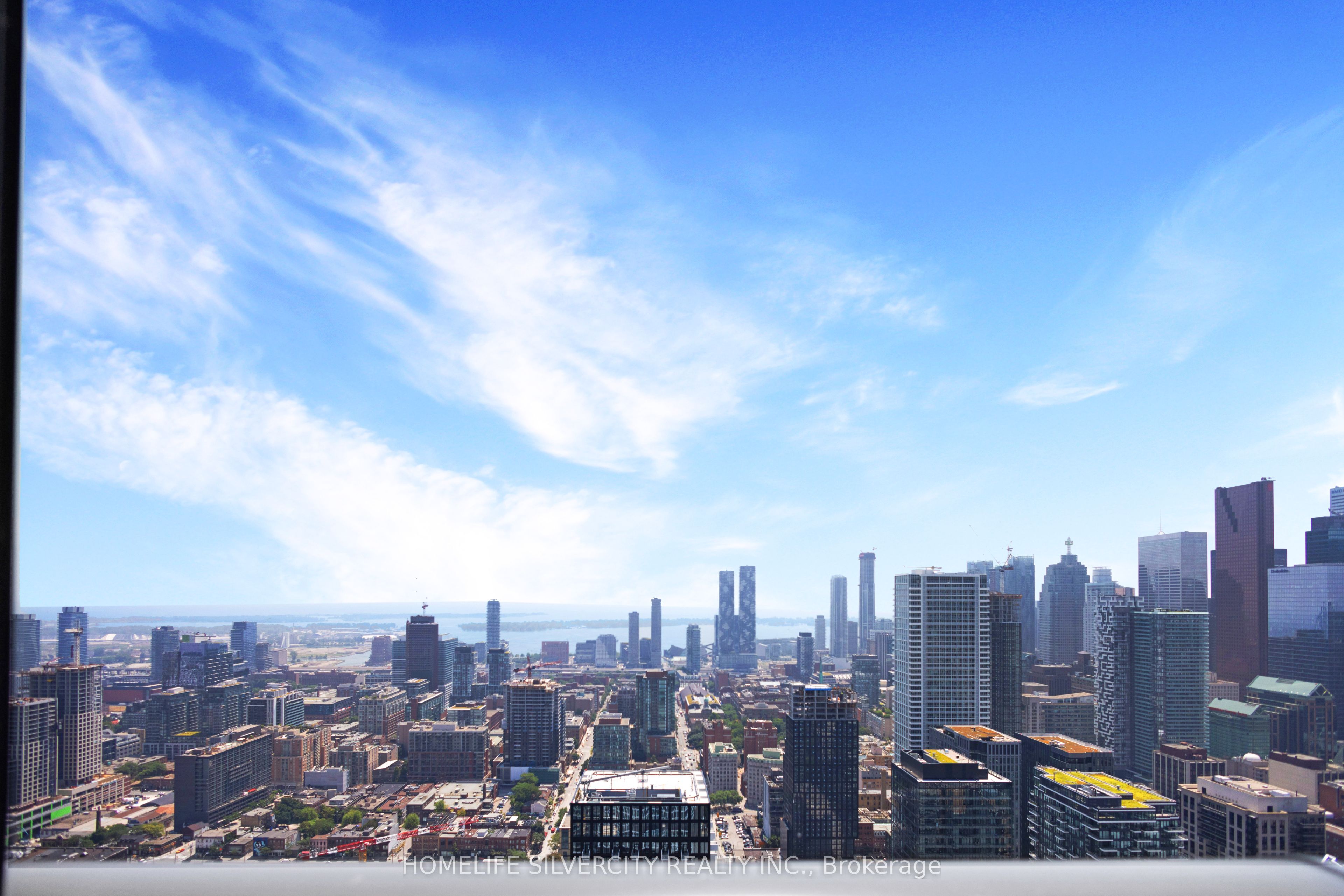 181 Dundas Street E Ph8 Property Photo 30