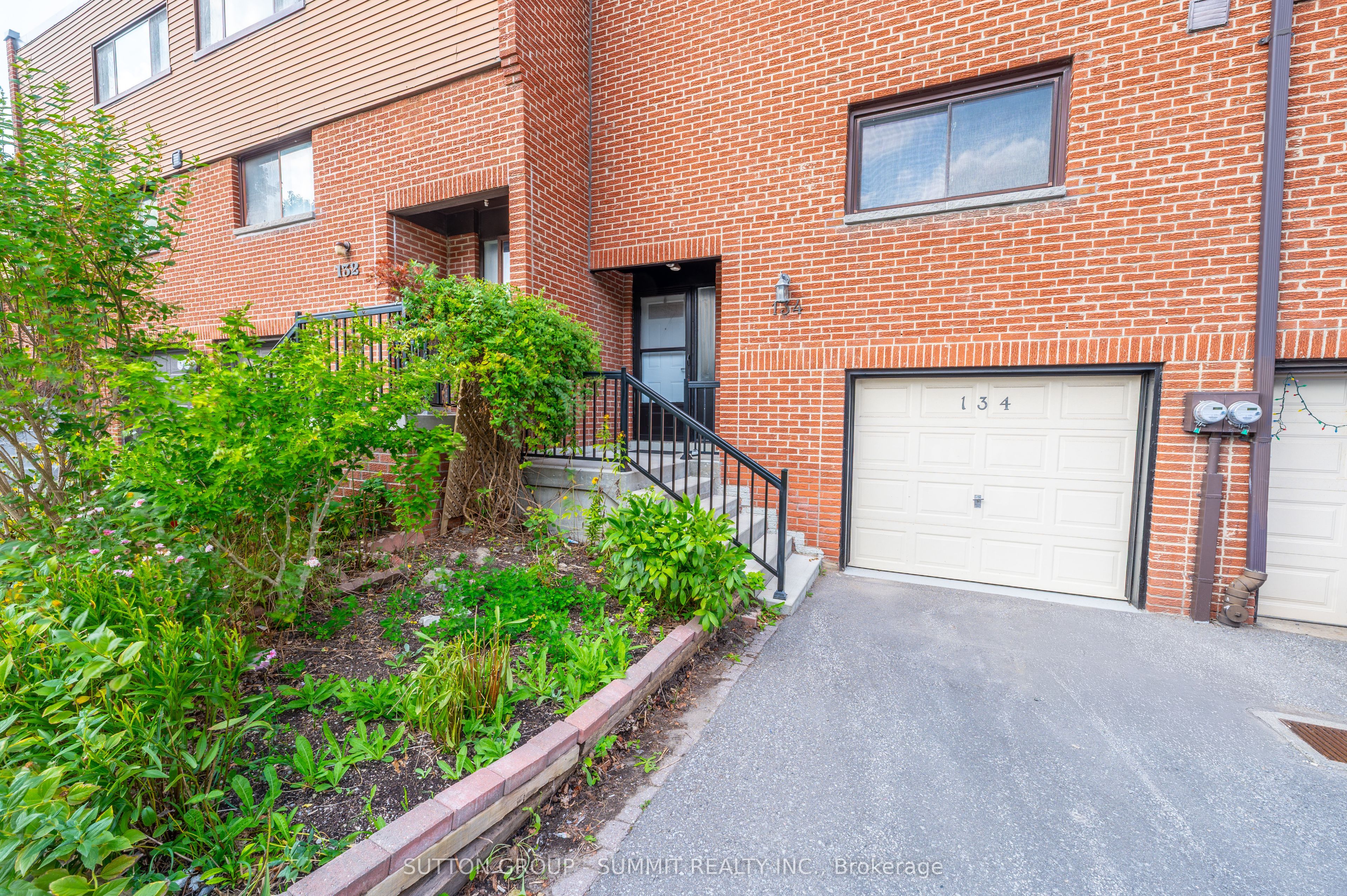 134 Song Meadowway N/A Property Photo 1