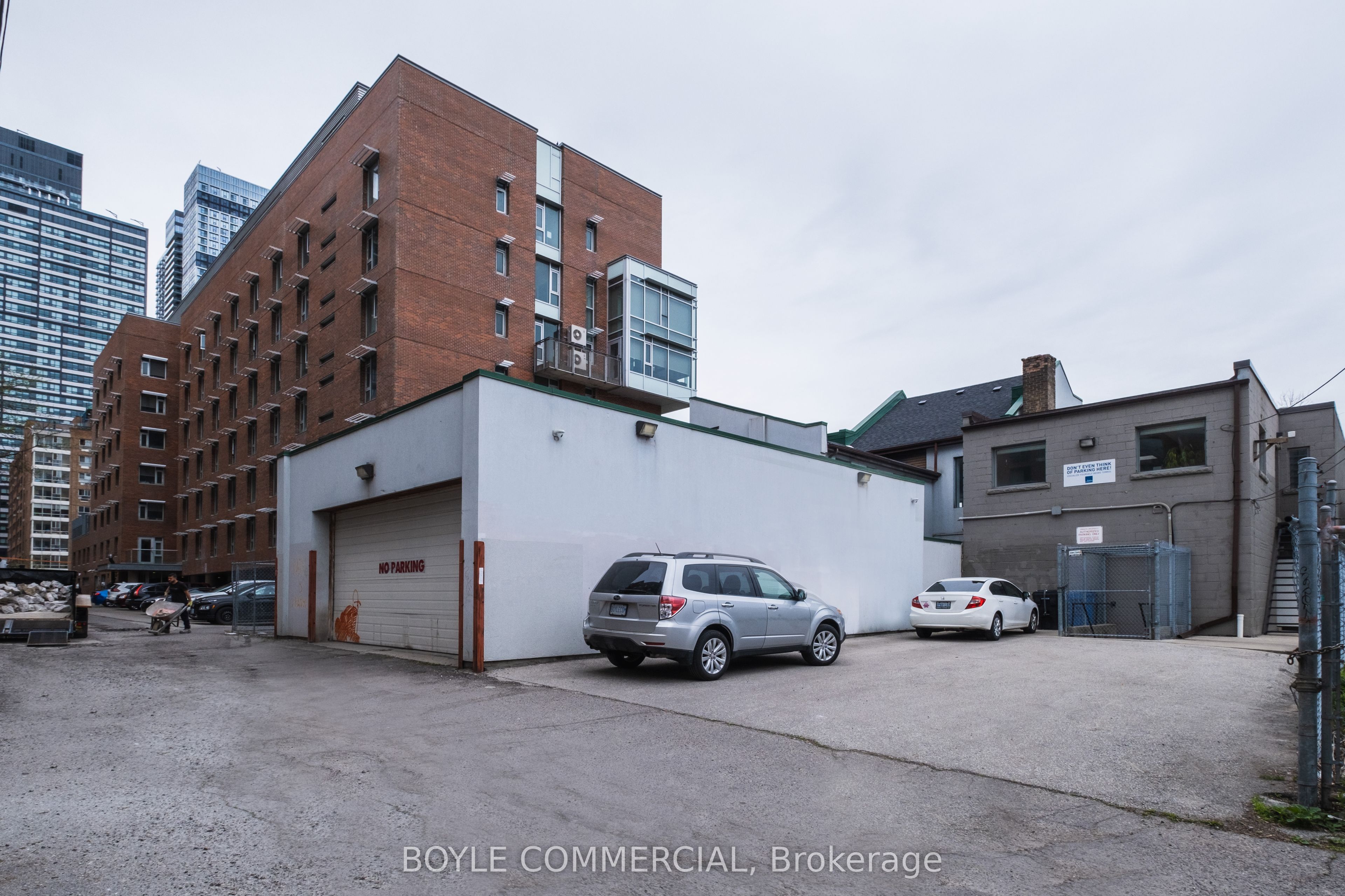 132 Jarvis Street Property Photo 5