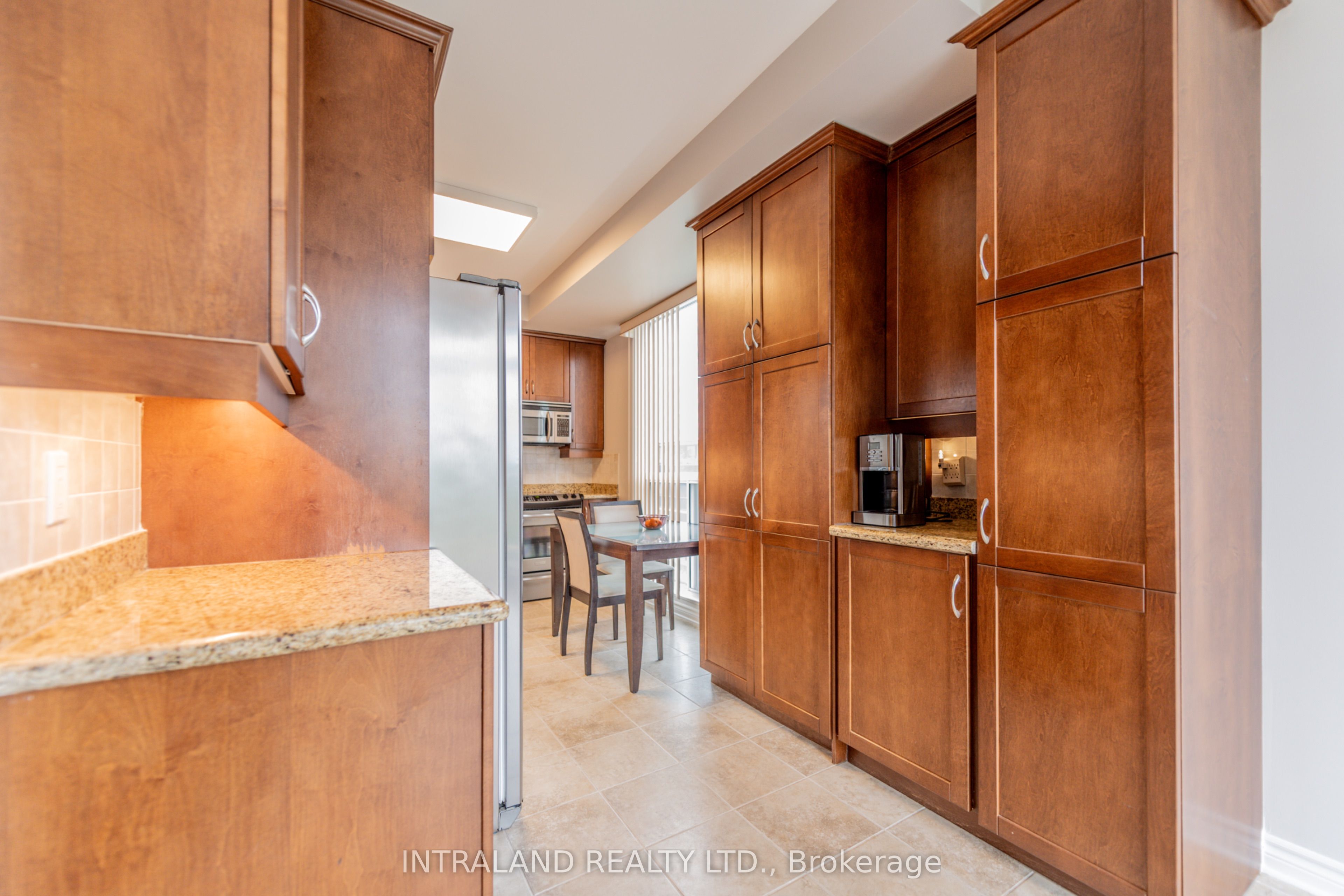 4200 Bathurst Street 705 Property Photo 14