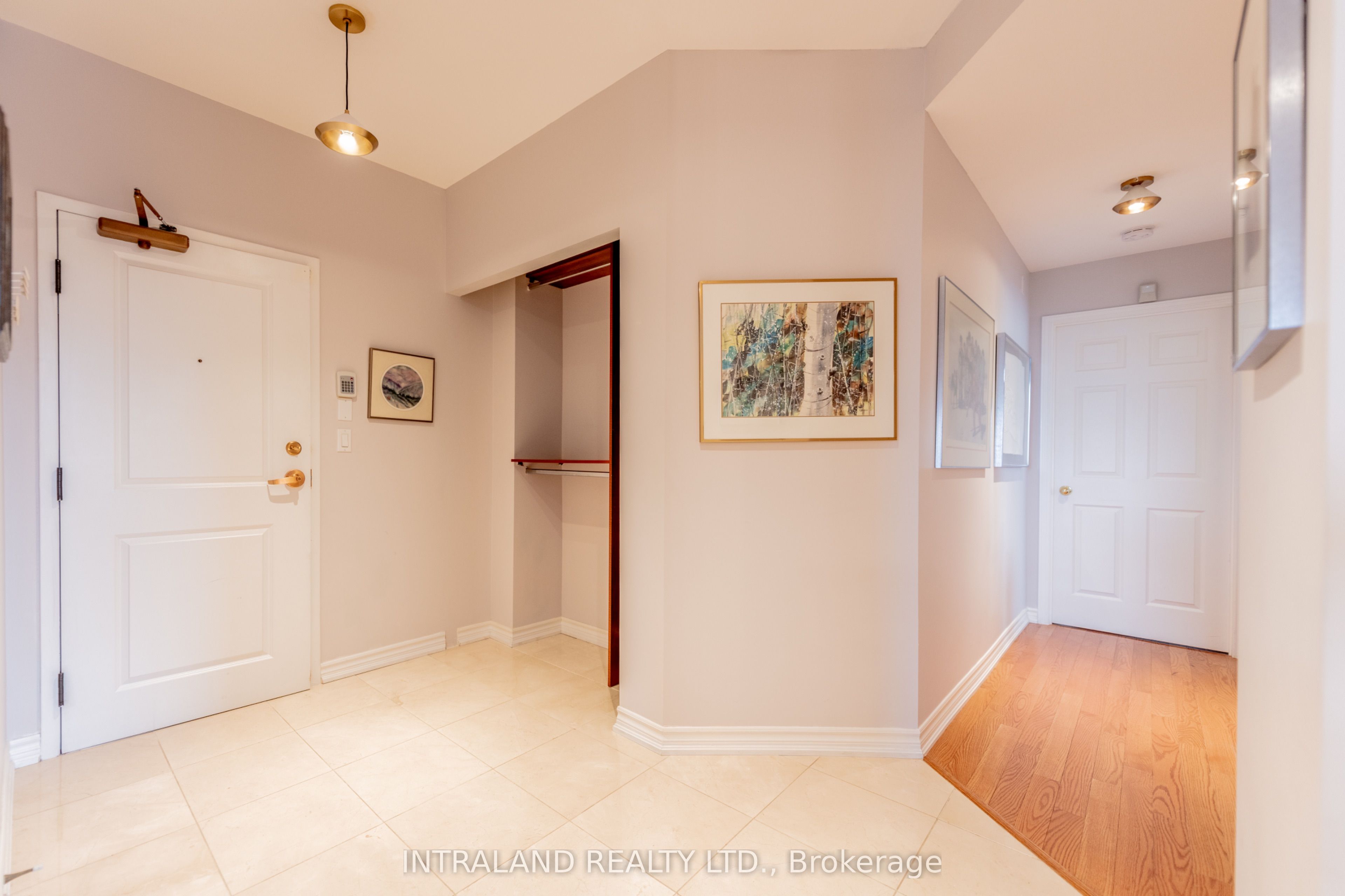 4200 Bathurst Street 705 Property Photo 17