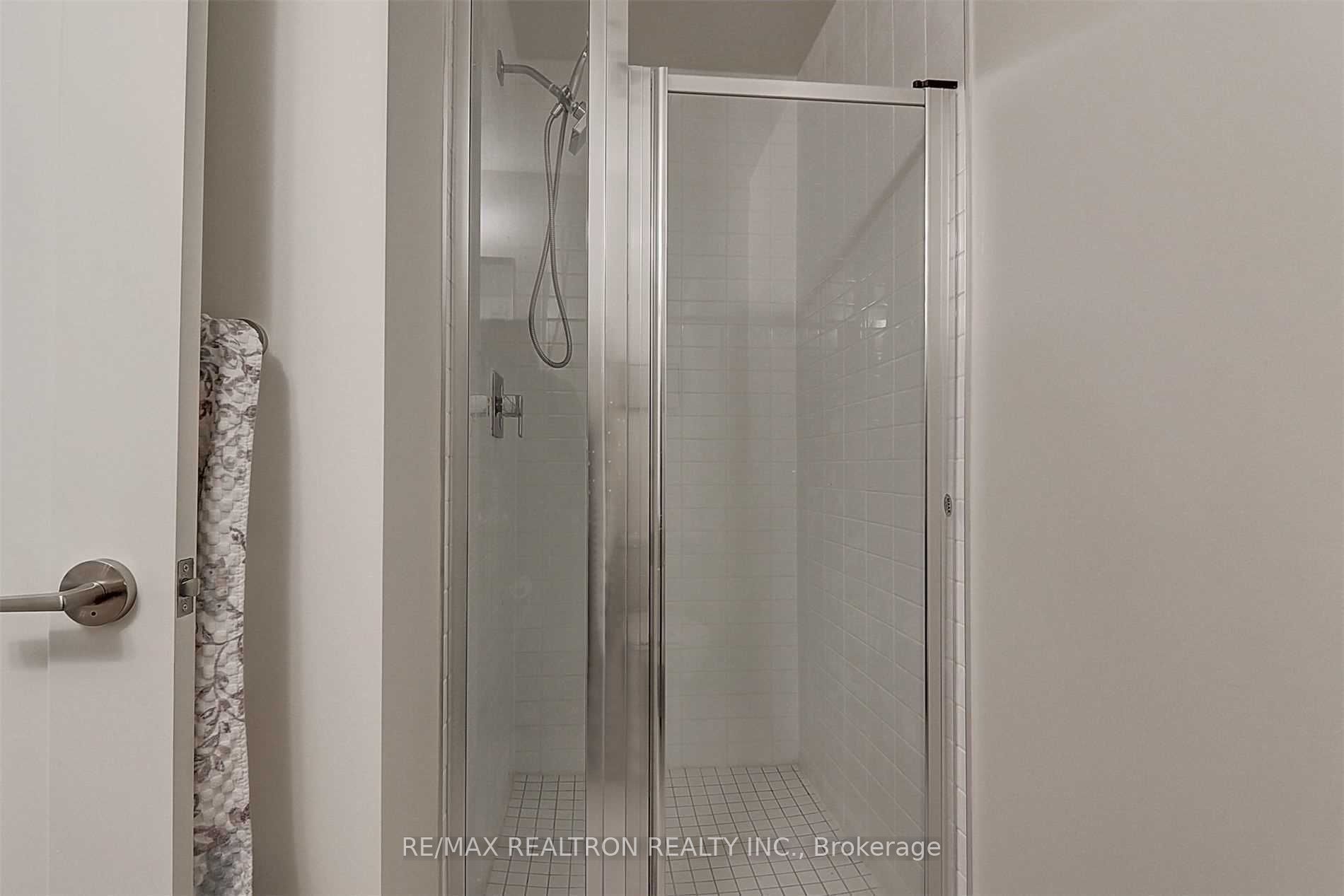 330 Richmond Street W 2512 Property Photo 10