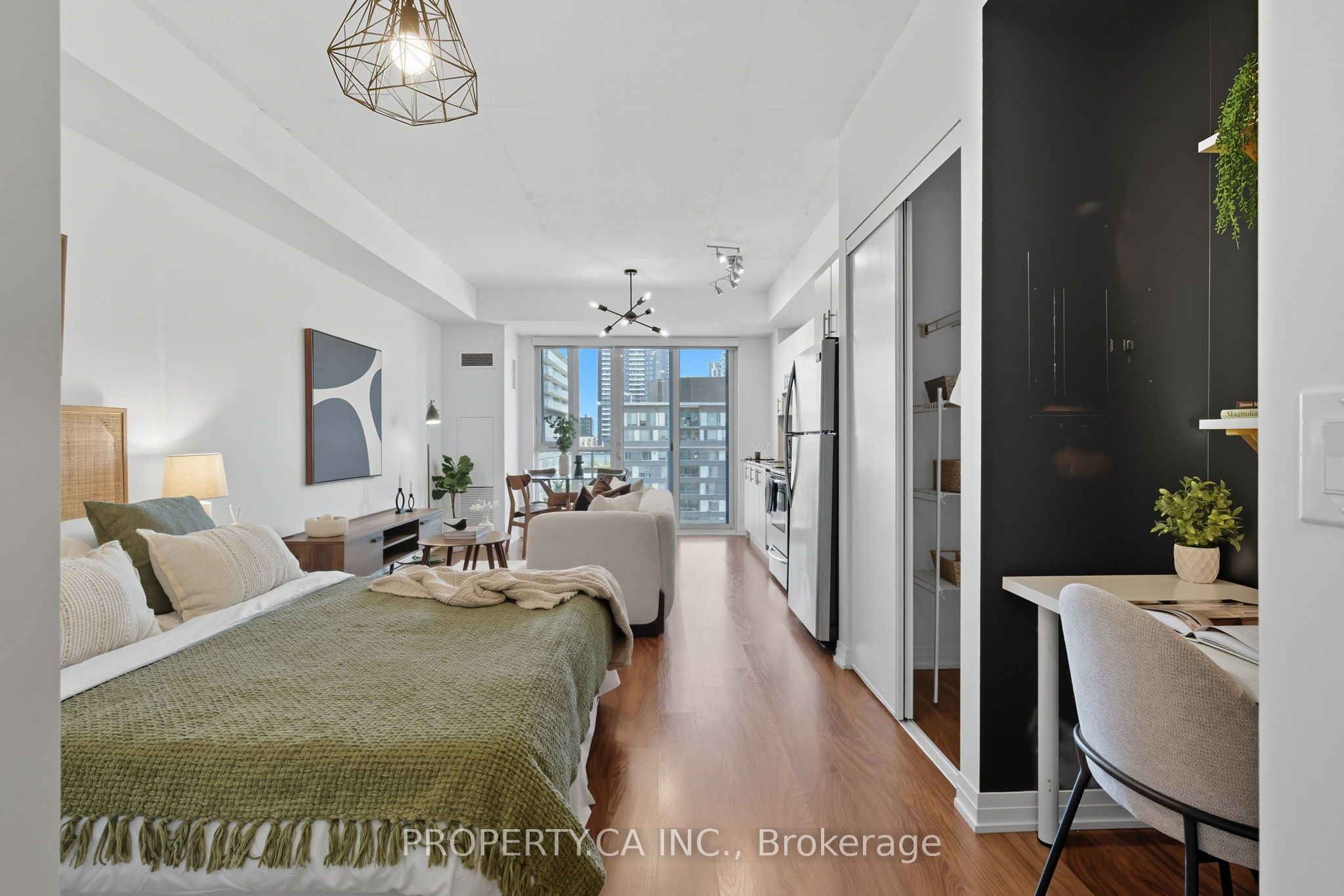 25 Cole Street 720 Property Photo 1