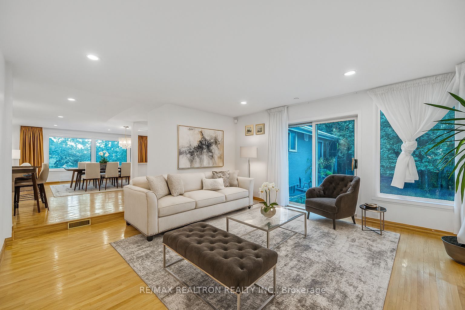 120 Laurentide Drive Property Photo 1