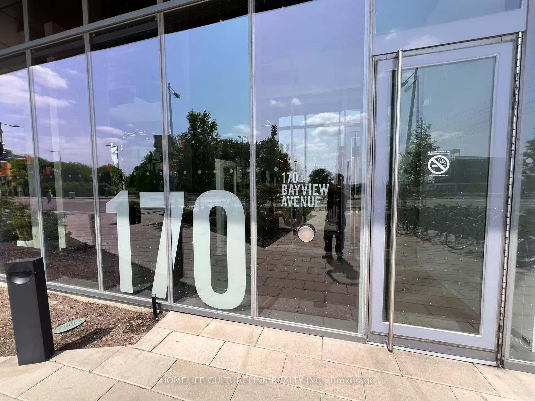 170 Bayview Avenue 2504 Property Photo 2