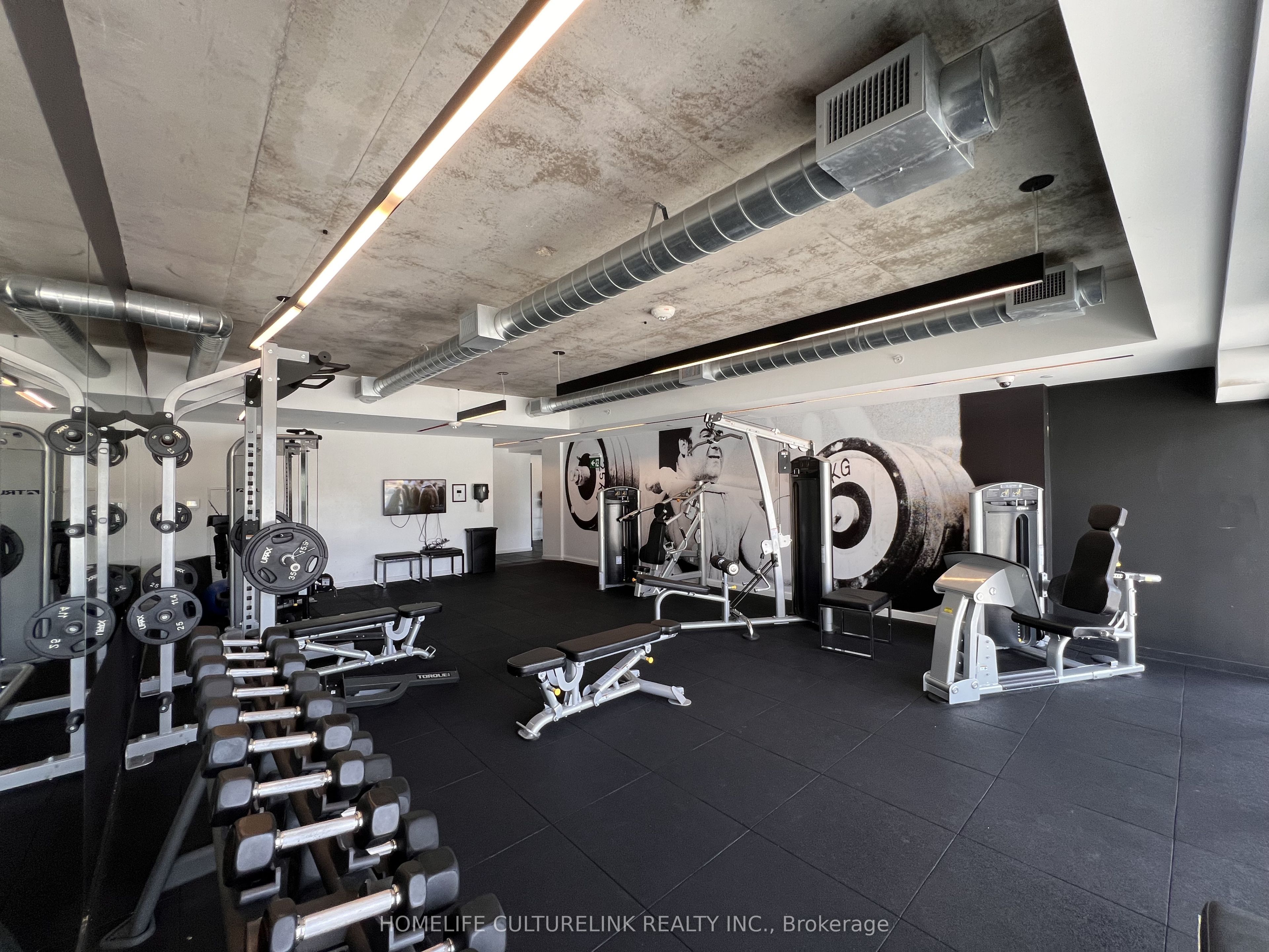 170 Bayview Avenue 2504 Property Photo 6