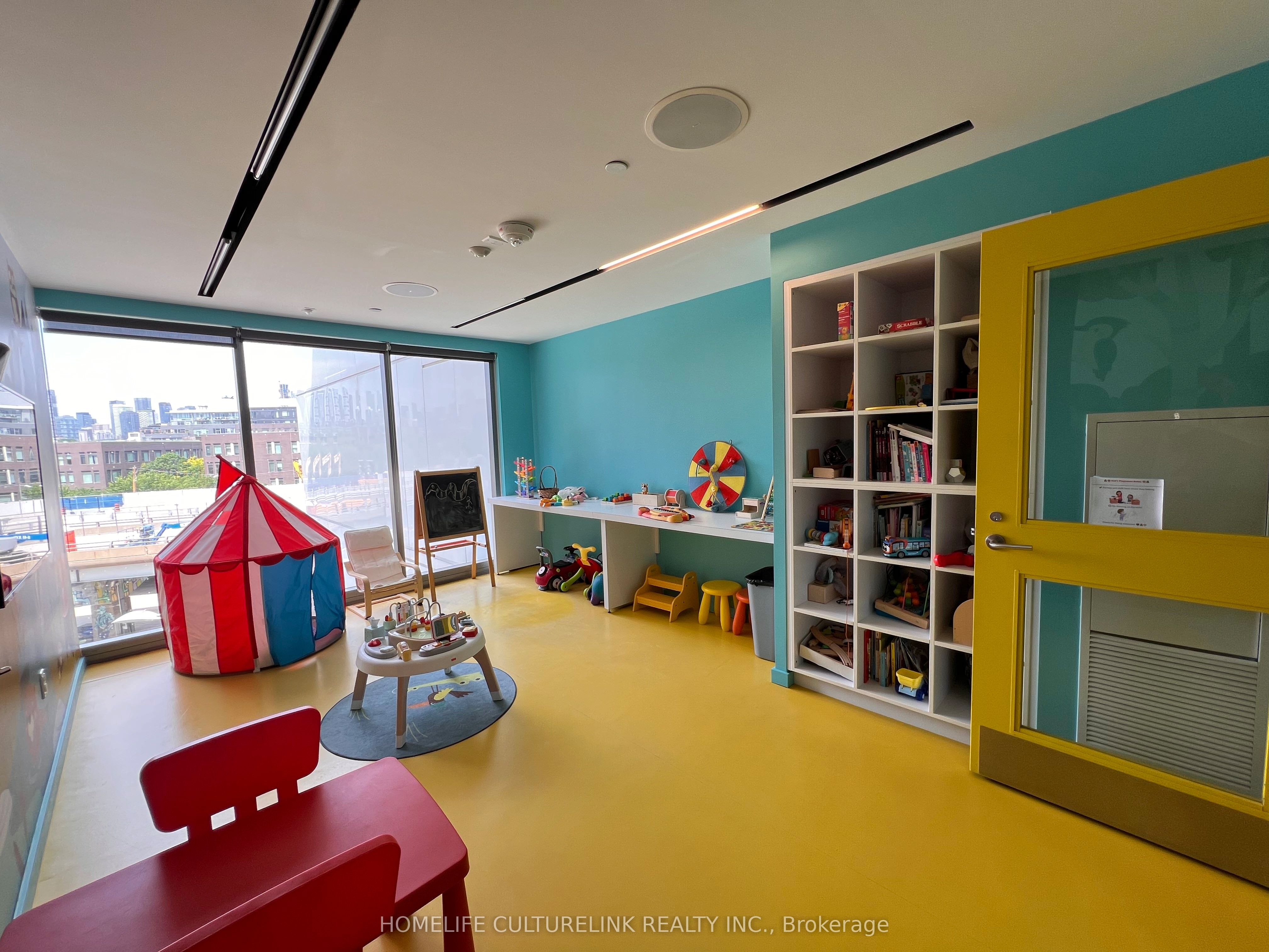 170 Bayview Avenue 2504 Property Photo 10