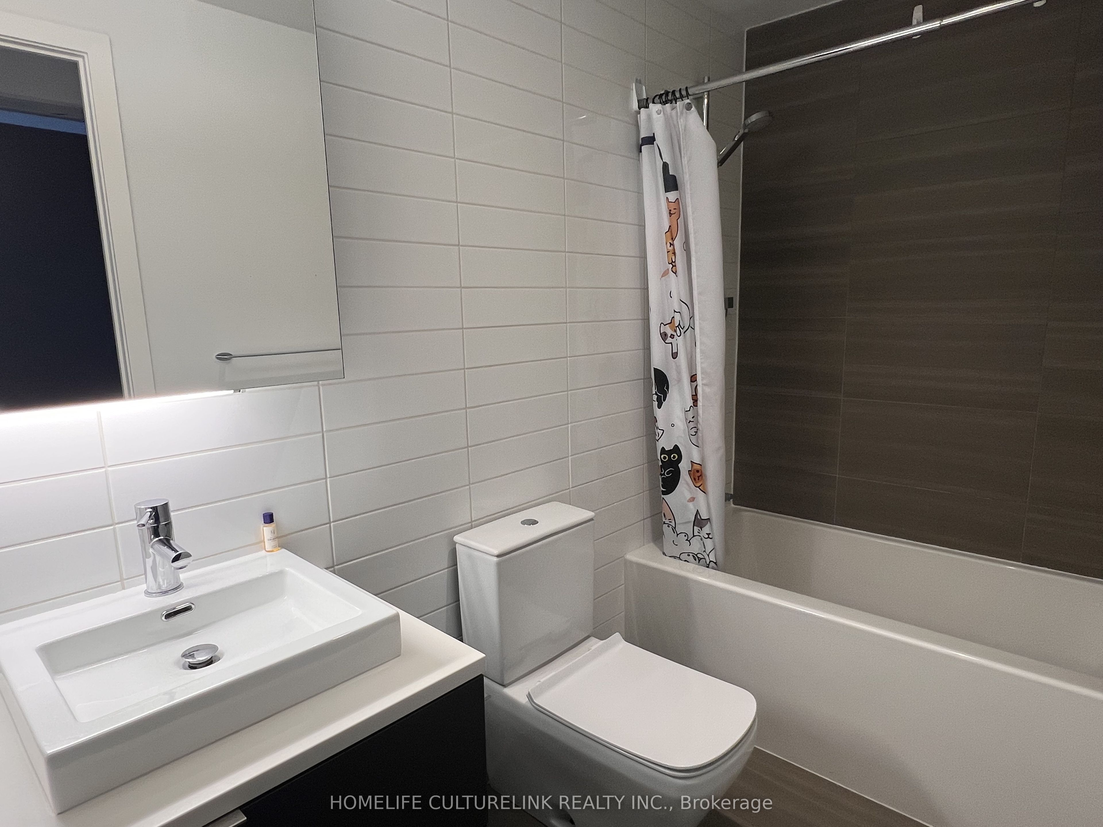 170 Bayview Avenue 2504 Property Photo 17