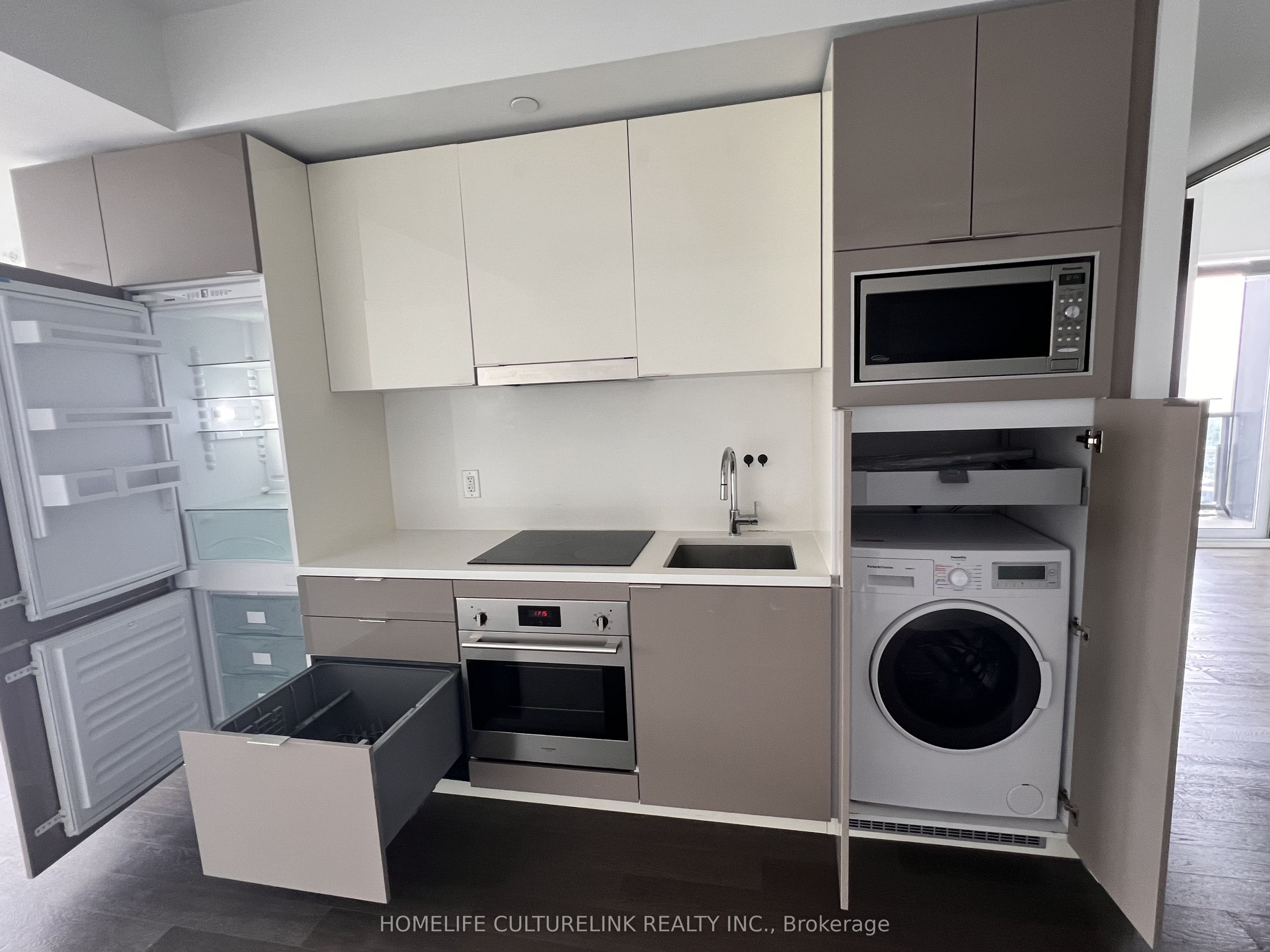 170 Bayview Avenue 2504 Property Photo 23