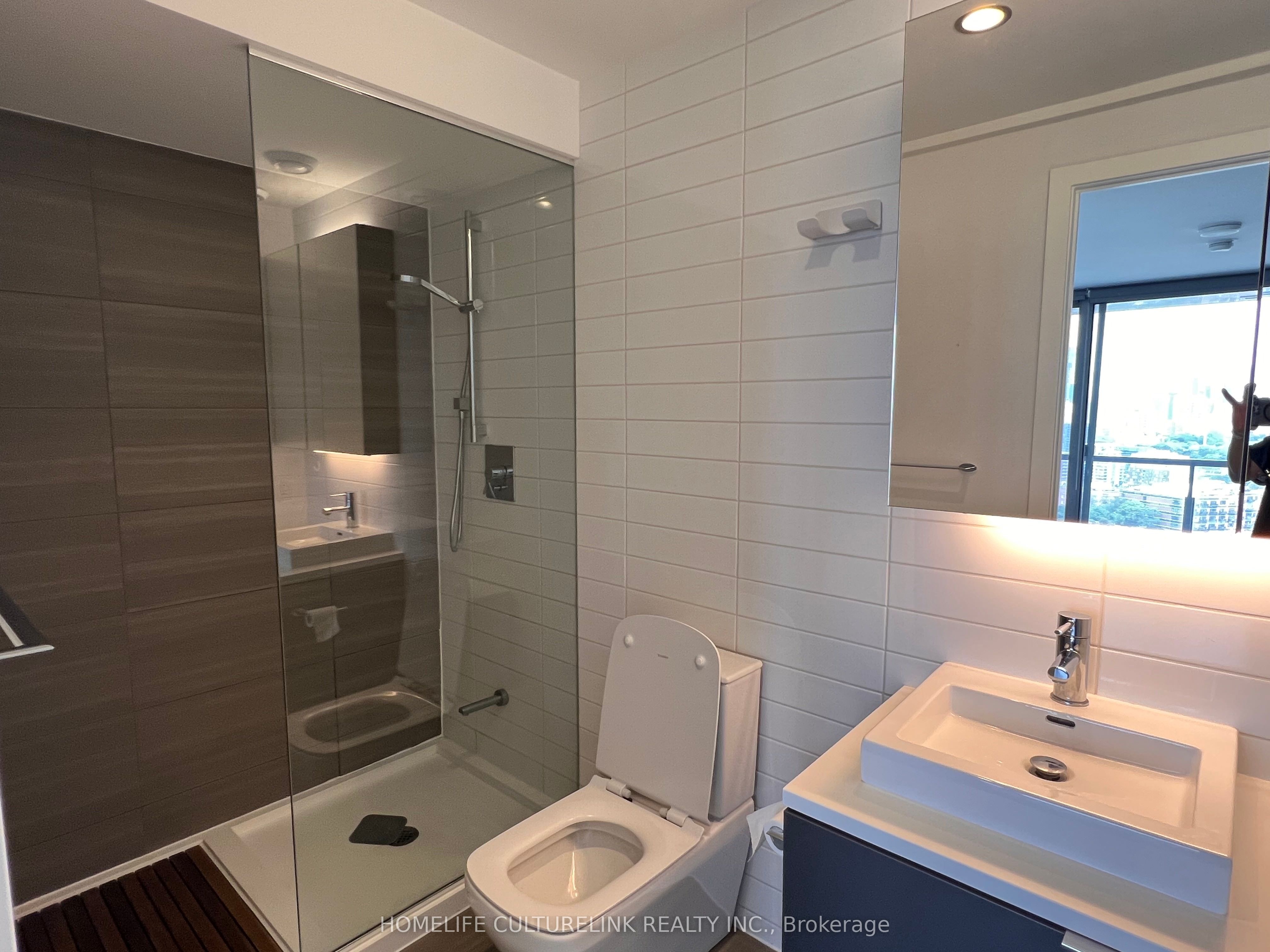 170 Bayview Avenue 2504 Property Photo 26