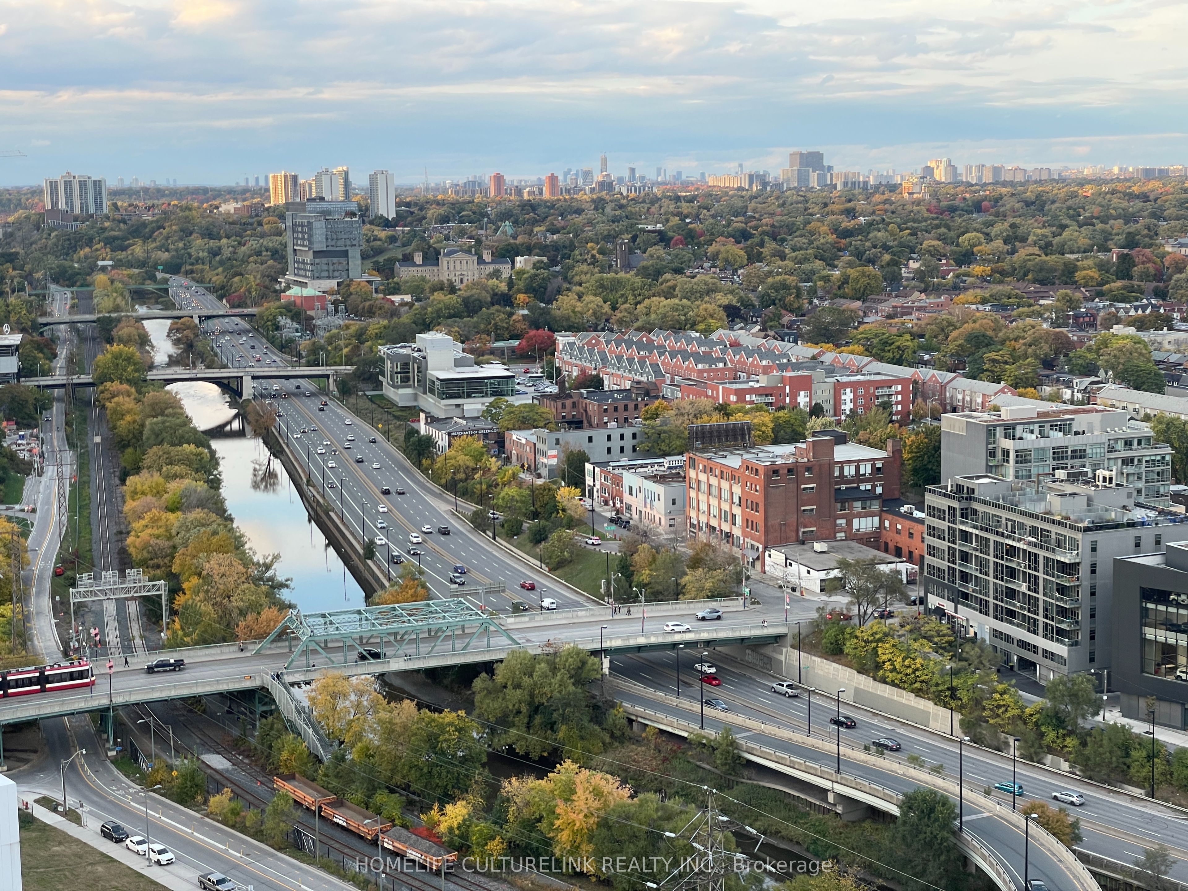 170 Bayview Avenue 2504 Property Photo 34