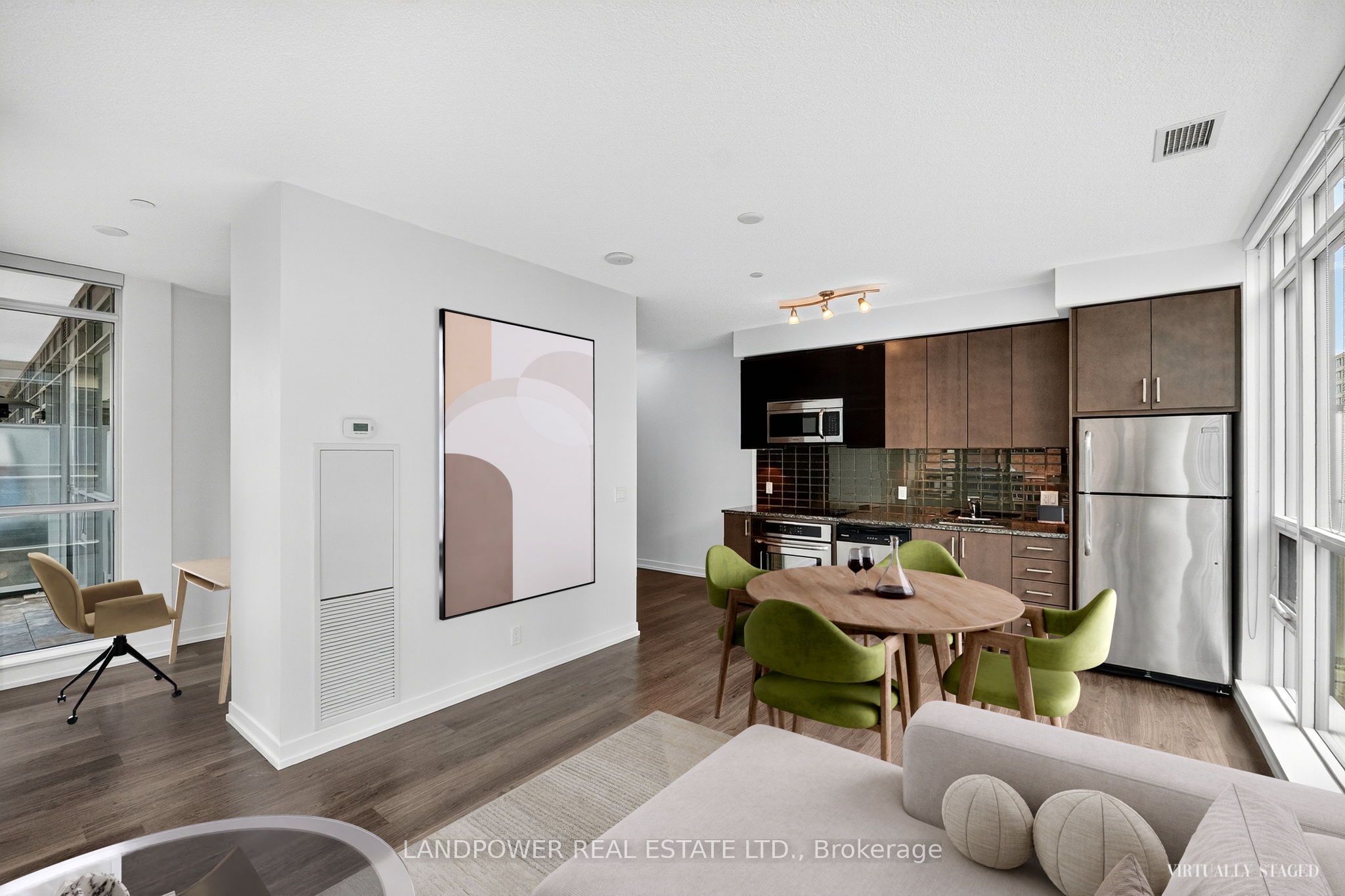 89 Dunfield Avenue 403 Property Photo 1