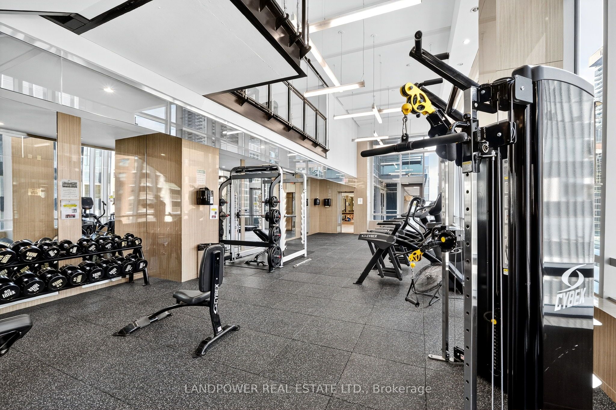 89 Dunfield Avenue 403 Property Photo 5