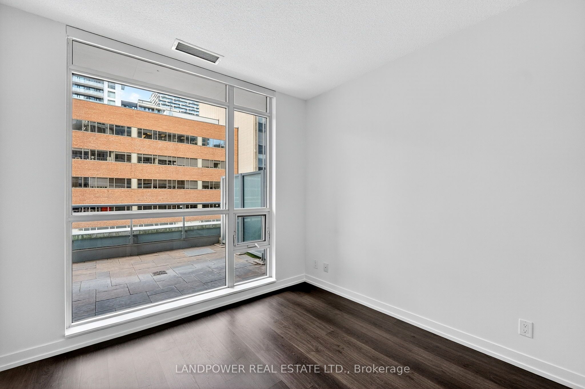 89 Dunfield Avenue 403 Property Photo 11