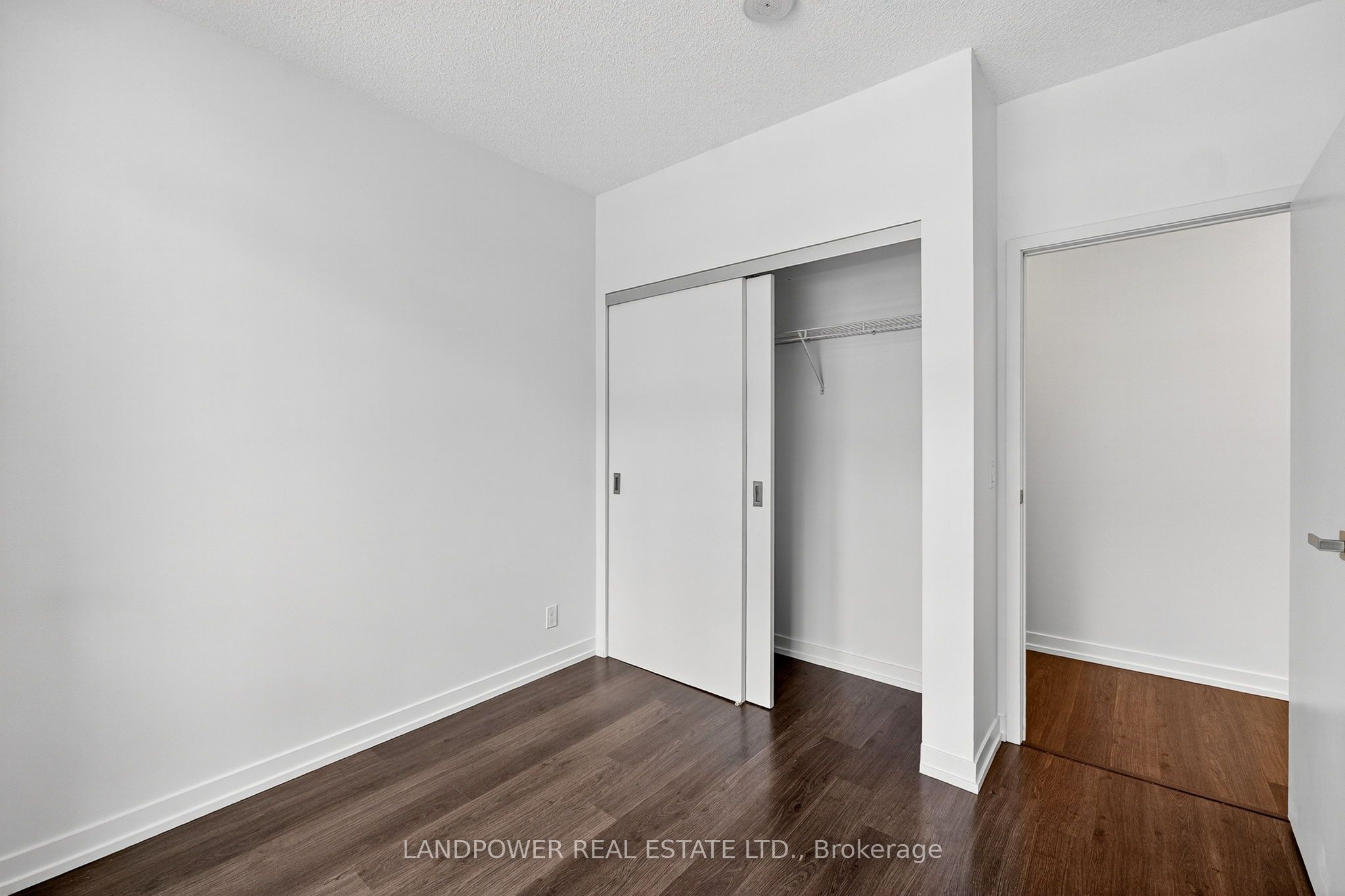 89 Dunfield Avenue 403 Property Photo 13