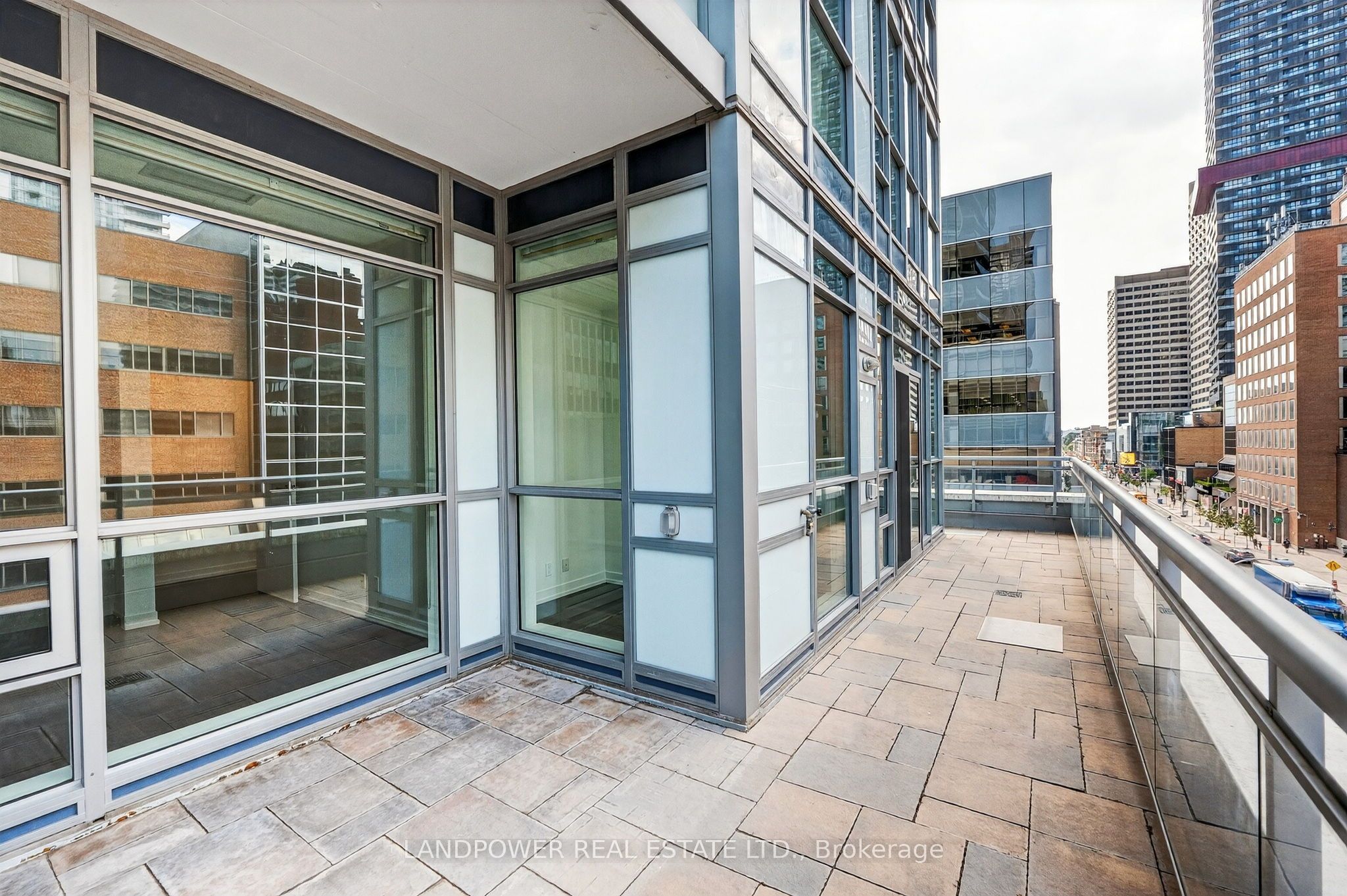 89 Dunfield Avenue 403 Property Photo 15