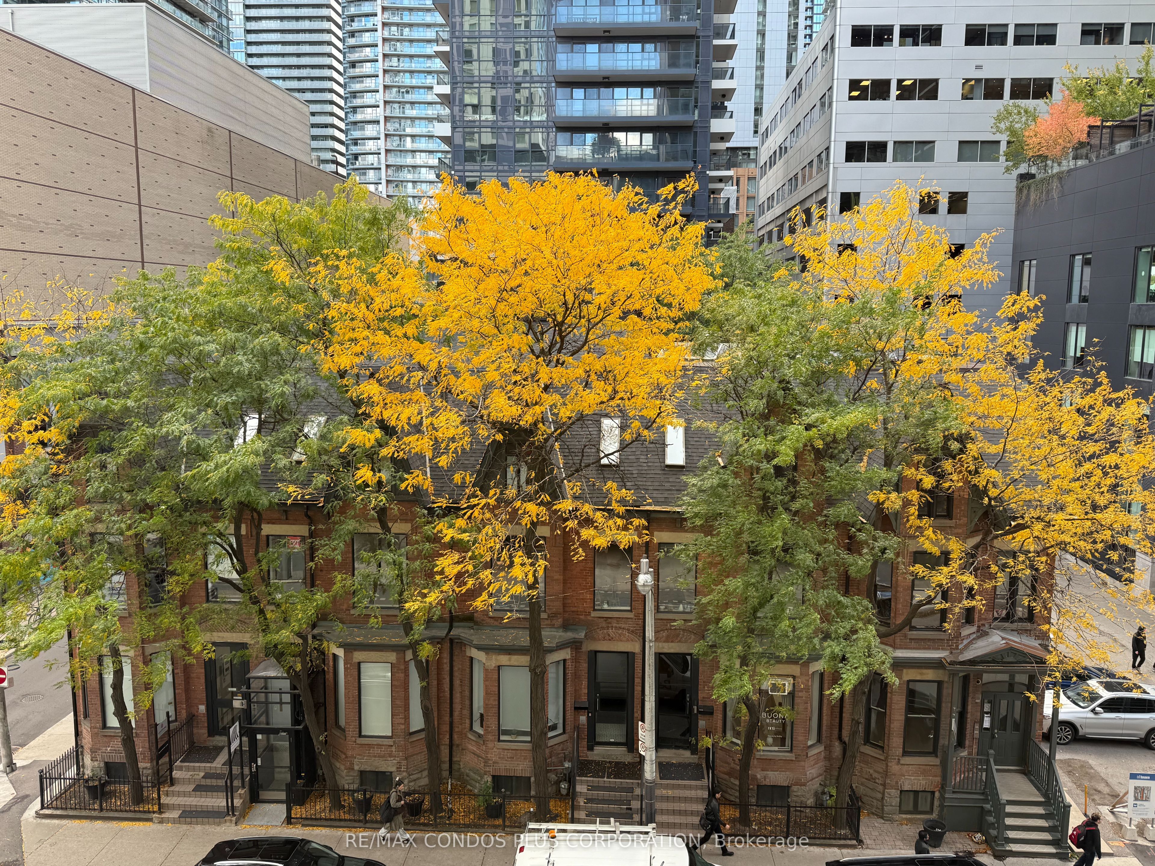 330 Richmond Street W 518 Property Photo 26